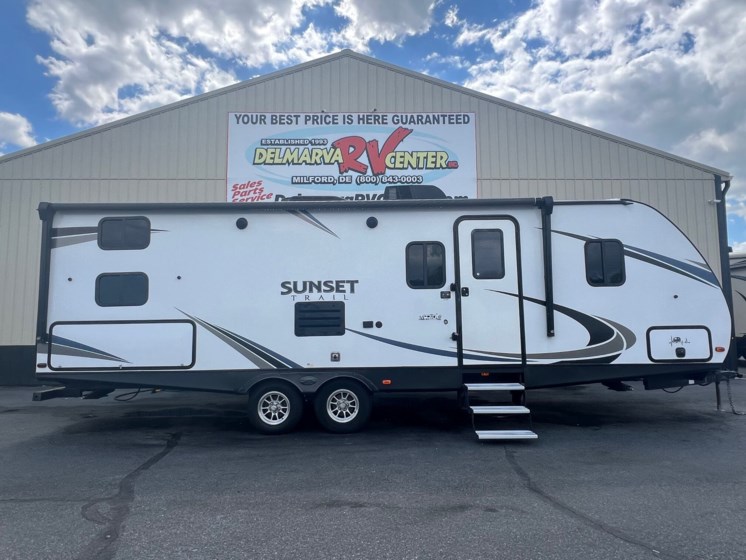 Used 2019 CrossRoads Sunset Trail Super Lite SS262BH available in Milford, Delaware