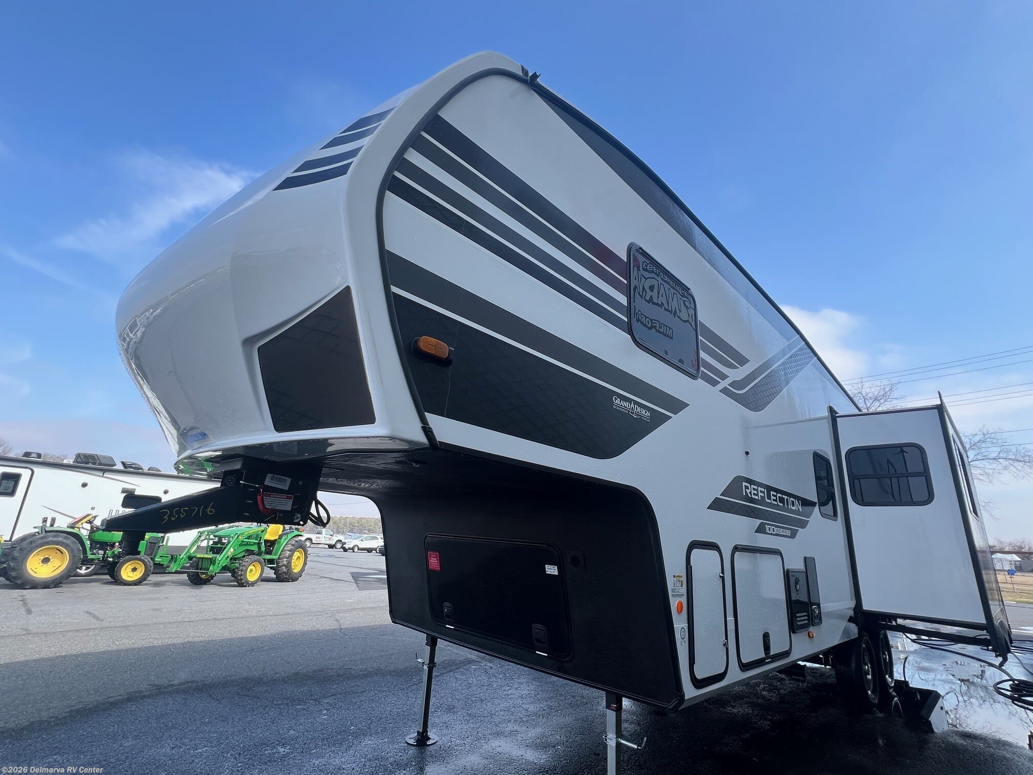 2026 Grand Design Reflection 100 Series 27BH - New Fifth Wheel For Sale by Delmarva RV Center in Milford, Delaware features Medicine Cabinet, Hitch, CO Detector, Oven, Air Conditioning