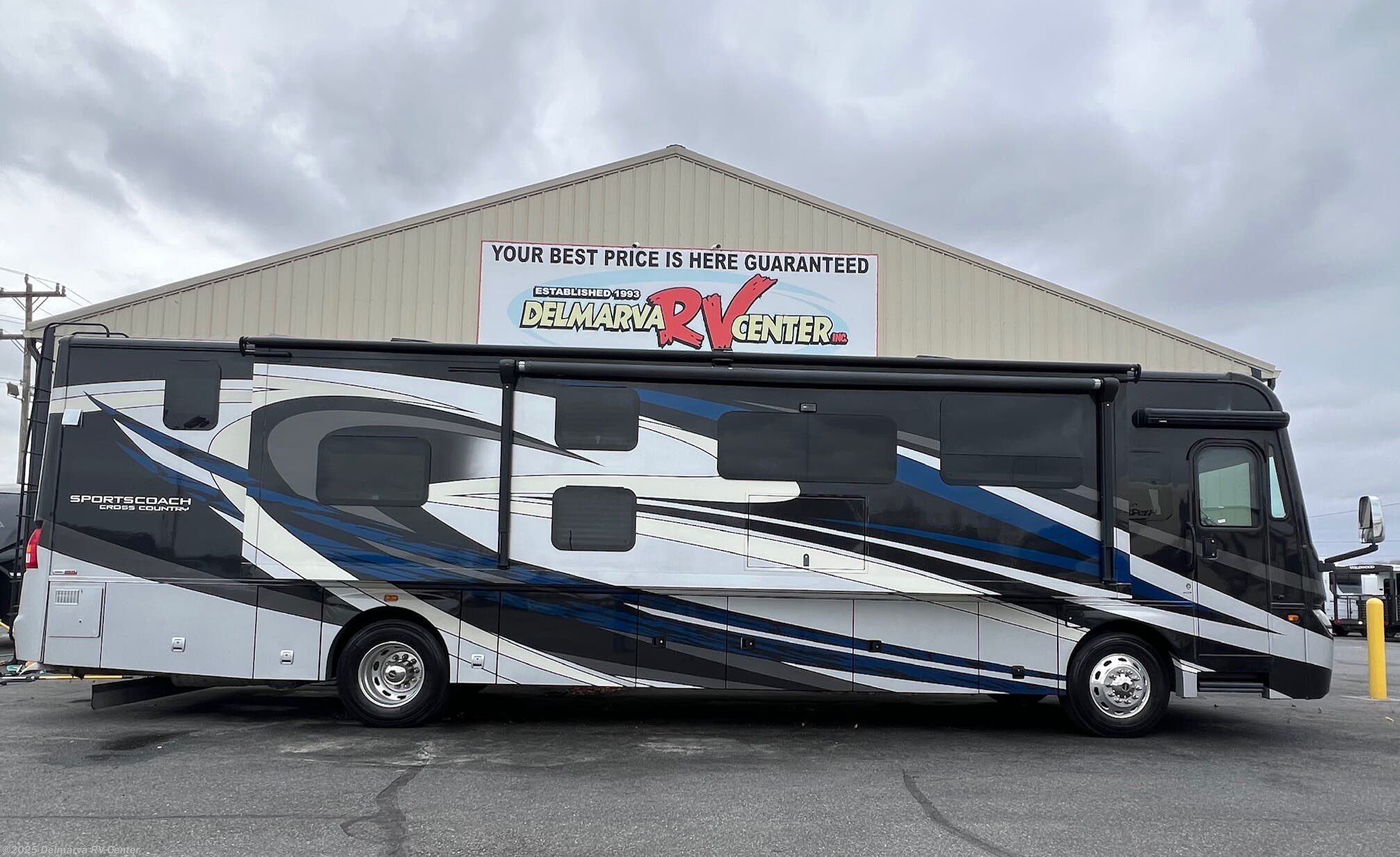 2017 Sportscoach Cross Country 407FW