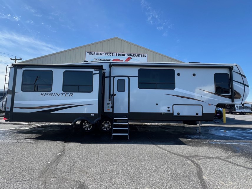 Used 2022 Keystone Sprinter Limited 3590LFT available in Milford, Delaware