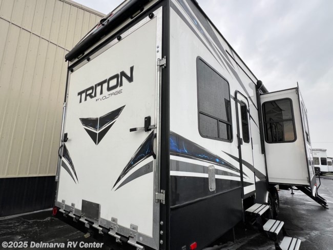 2018 Dutchmen Voltage Triton 3551
