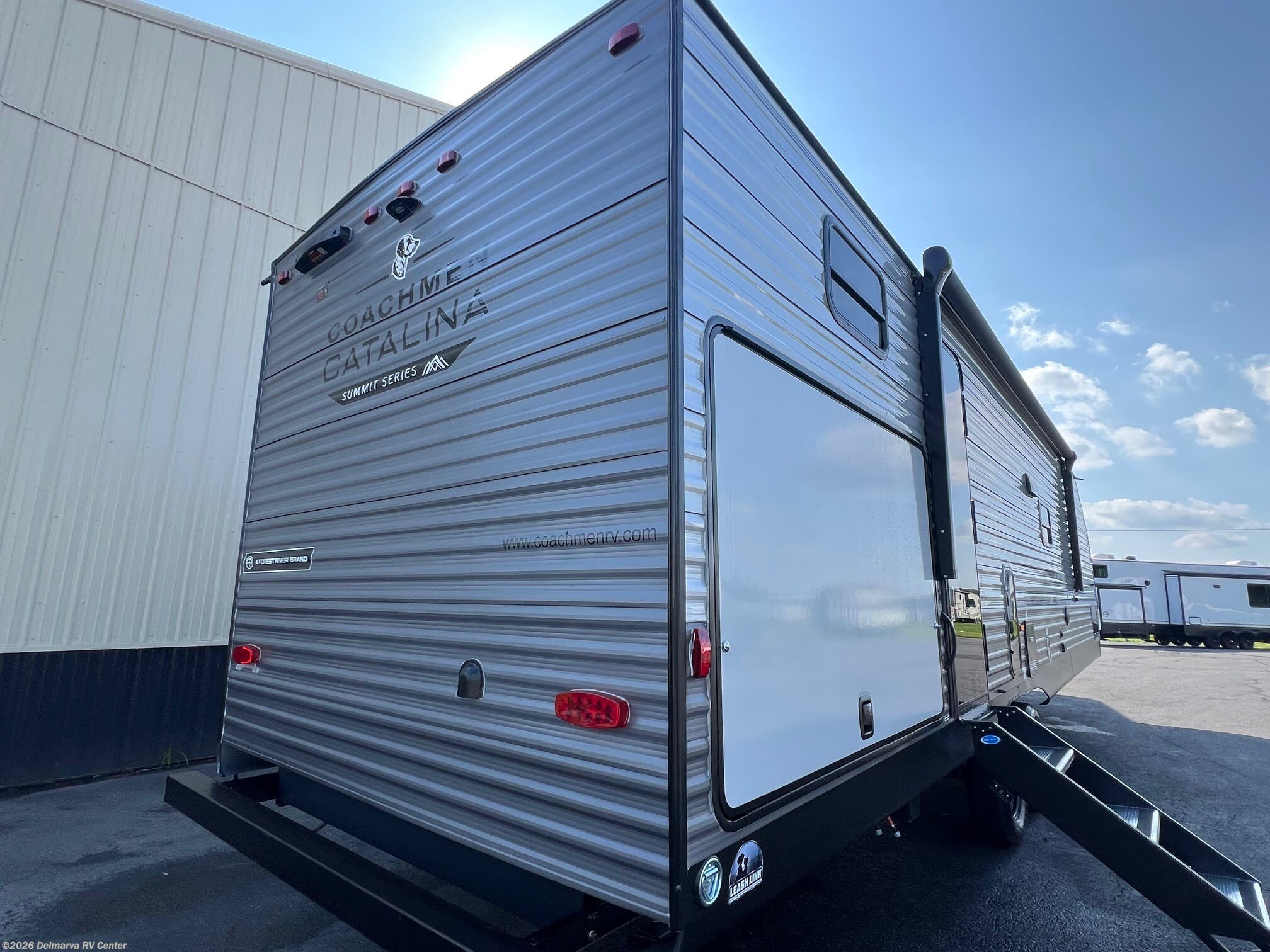 2026 Coachmen Catalina Summit 281QBUNK - New Travel Trailer For Sale by Delmarva RV Center (Milford North) in Milford North, Delaware