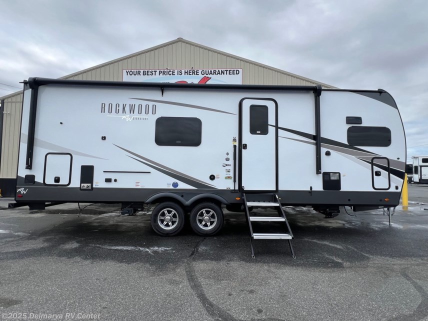 New 2025 Forest River Rockwood Signature 8263MBR available in Milford, Delaware