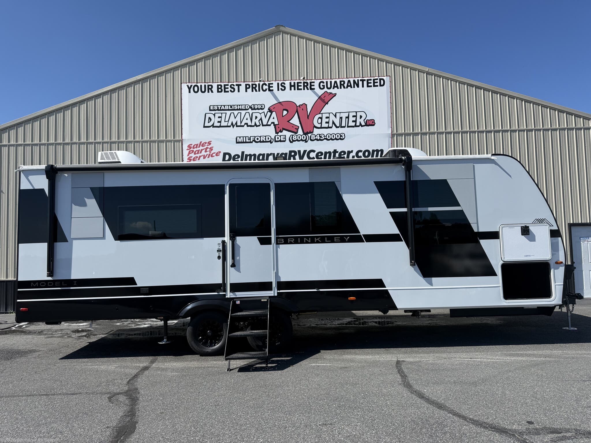 2027 Brinkley RV Model I 275 - New Travel Trailer For Sale by Delmarva RV Center in Milford, Delaware features Slideout, King Size Bed, Solar Panels, Exterior Speakers, Smoke Detector