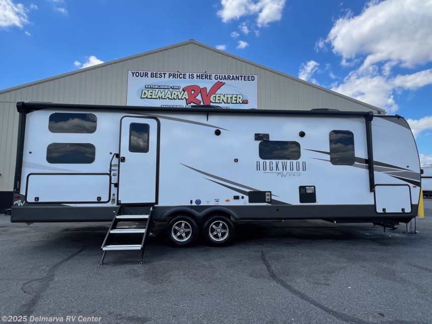 New 2025 Forest River Rockwood Ultra Lite 2706BH available in Milford, Delaware