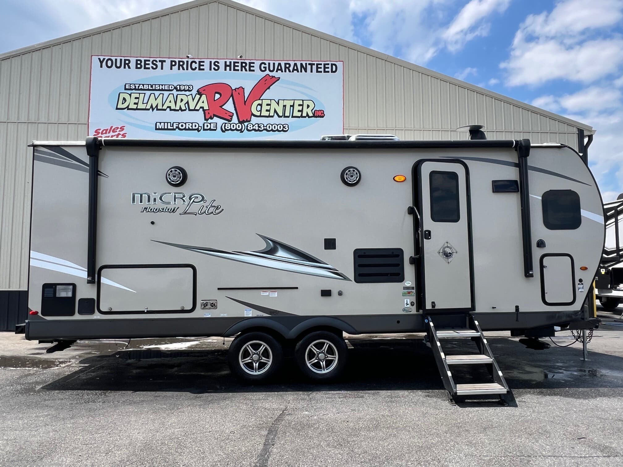 2021 Forest River Flagstaff Micro Lite 25FKS