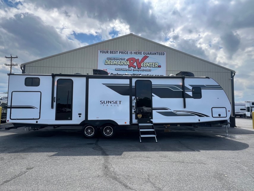 New 2025 CrossRoads Sunset Trail SS331BH available in Milford North, Delaware