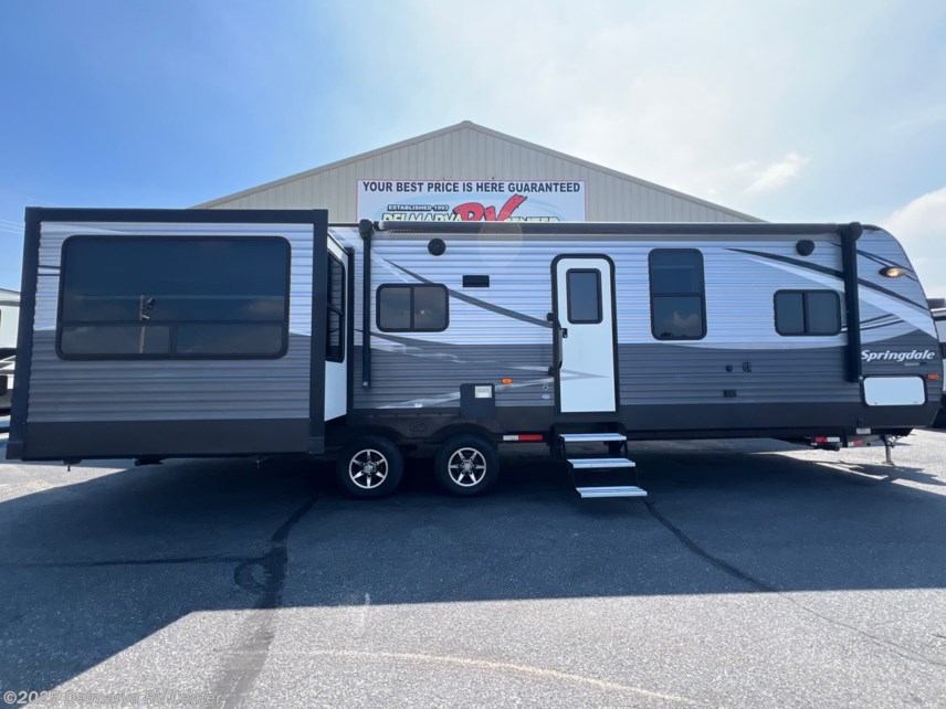 Used 2017 Keystone Springdale East 311RE available in Milford, Delaware