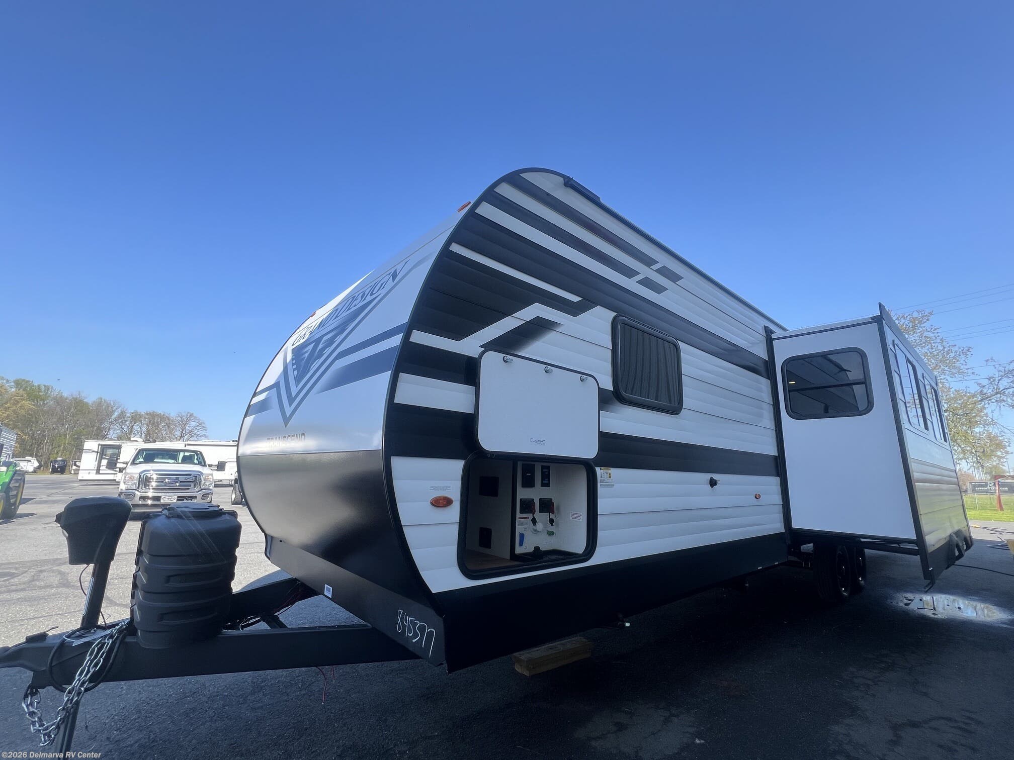 New 2026 Grand Design Transcend 305BHT available in Milford, Delaware