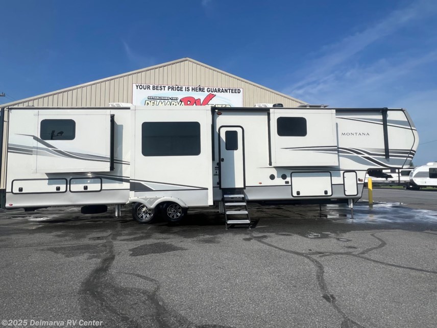Used 2023 Keystone Montana 3901RK available in Milford, Delaware