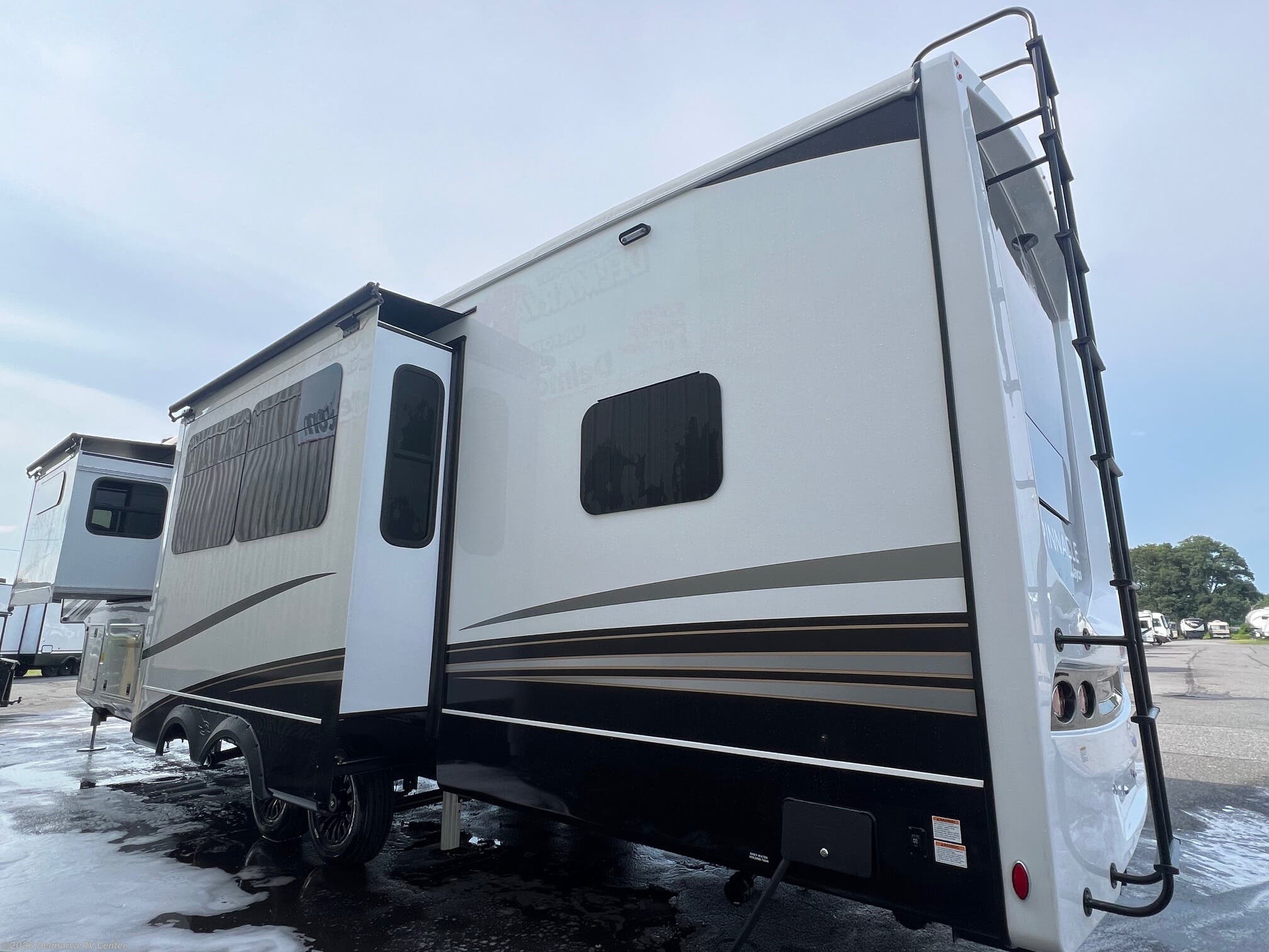 2026 Pinnacle 38FBRK by Jayco from Delmarva RV Center in Milford, Delaware
