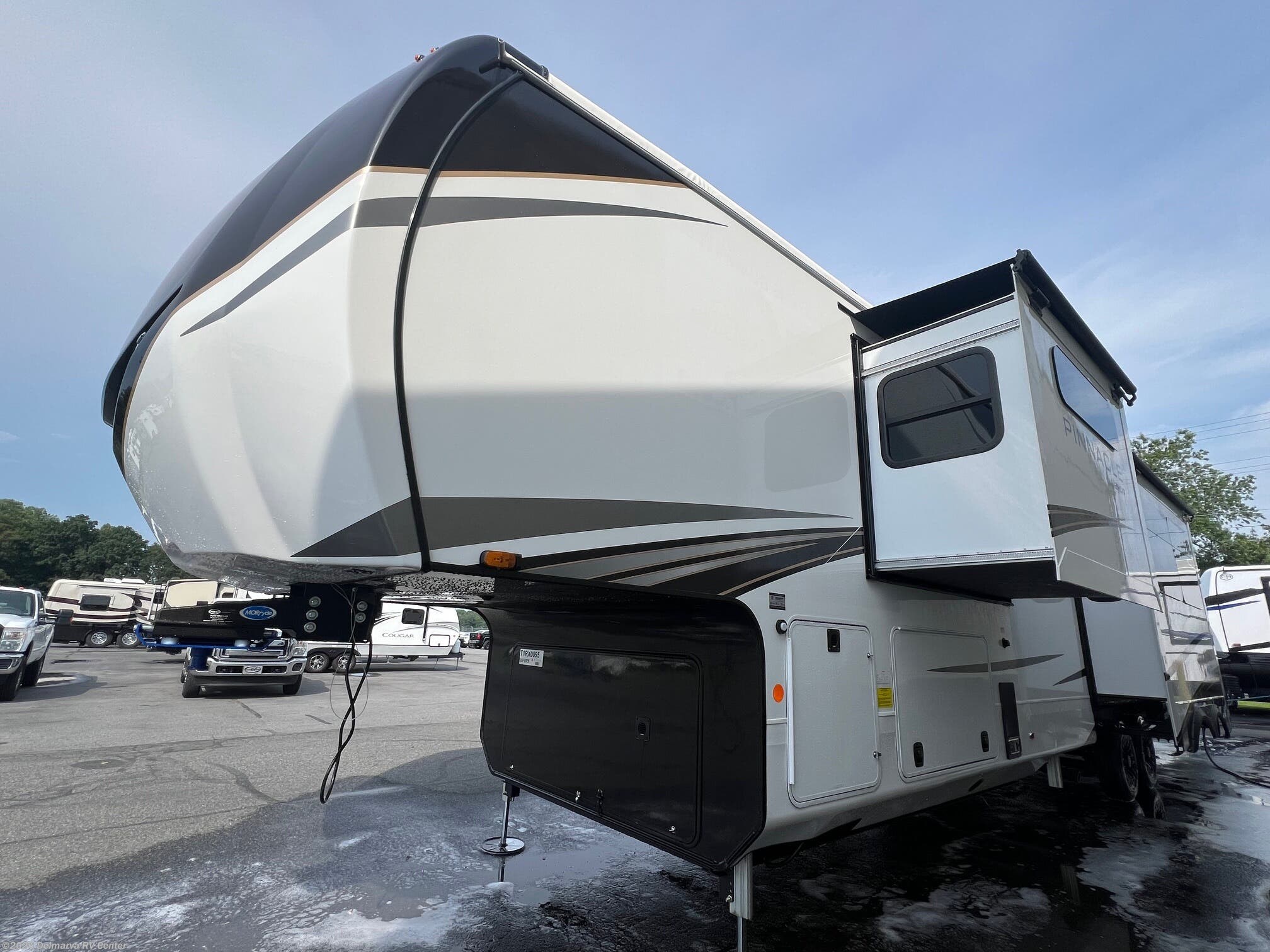 2026 Jayco Pinnacle 38FBRK - New Fifth Wheel For Sale by Delmarva RV Center in Milford, Delaware