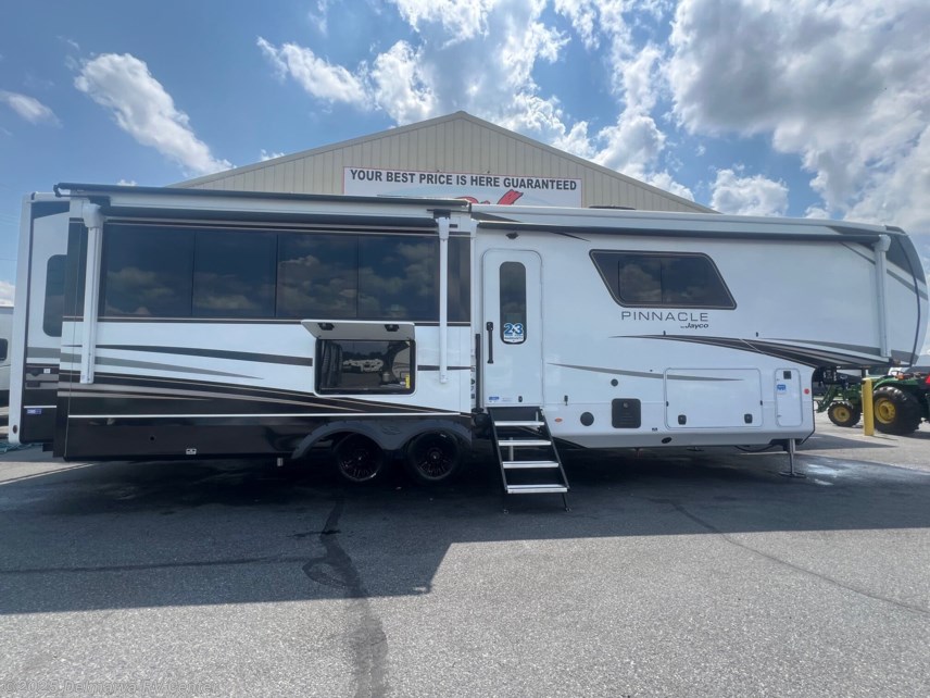 New 2026 Jayco Pinnacle 36FBTS available in Milford, Delaware