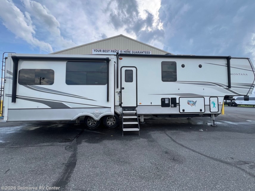 2023 Keystone Montana 3931fb