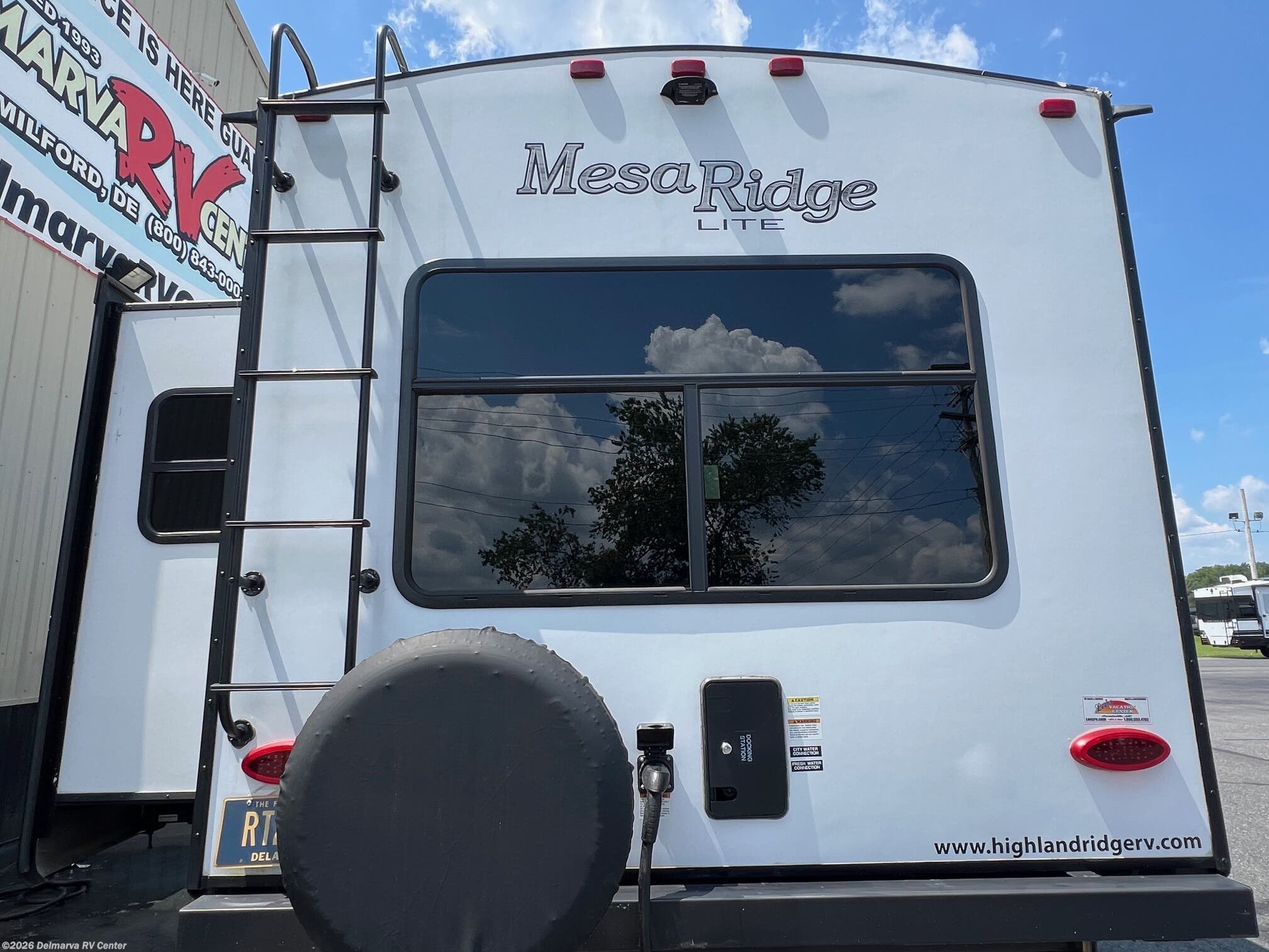 Used 2018 Highland Ridge Mesa Ridge Lite MR2710RL available in Milford North, Delaware