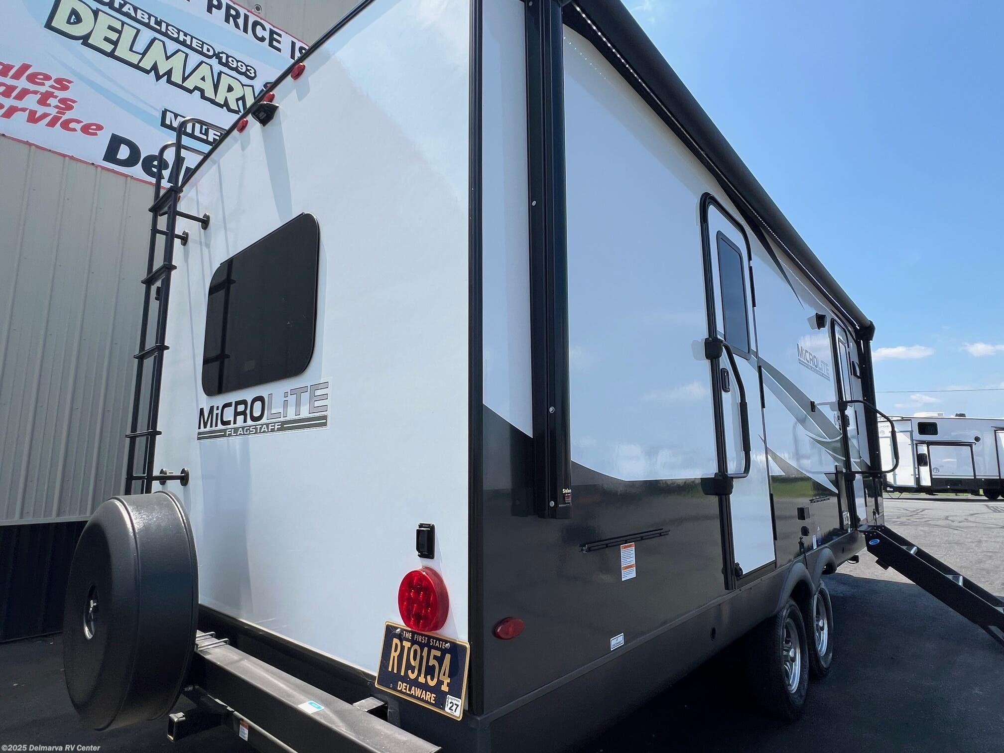 2025 Flagstaff Micro Lite 25FKBS by Forest River from Delmarva RV Center in Milford, Delaware