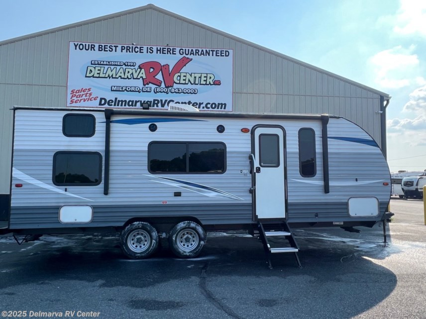 Used 2018 Gulf Stream Ameri-Lite Ultra-Lite 248BH available in Milford North, Delaware