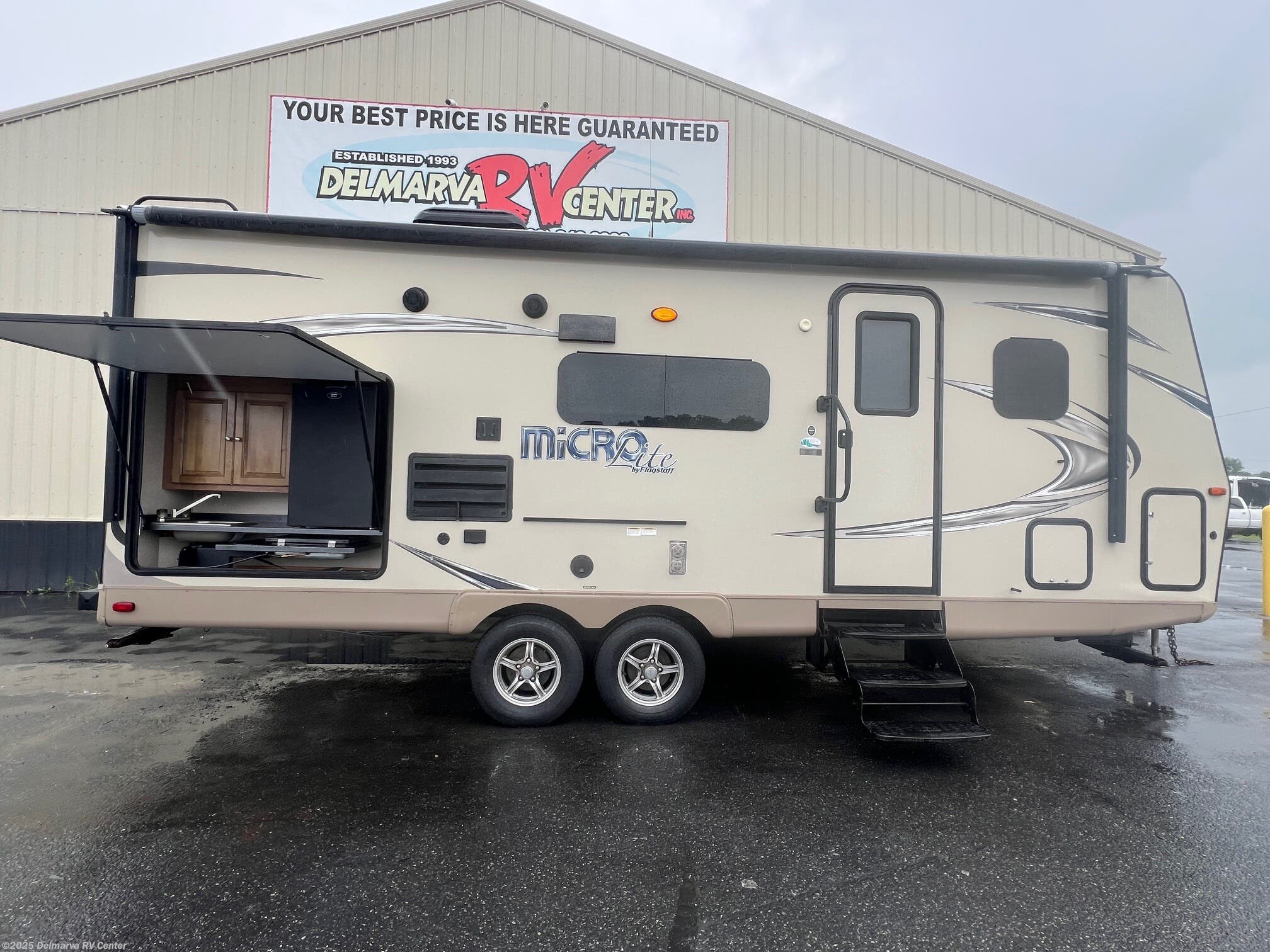 2018 Forest River Flagstaff Micro Lite 25BDS