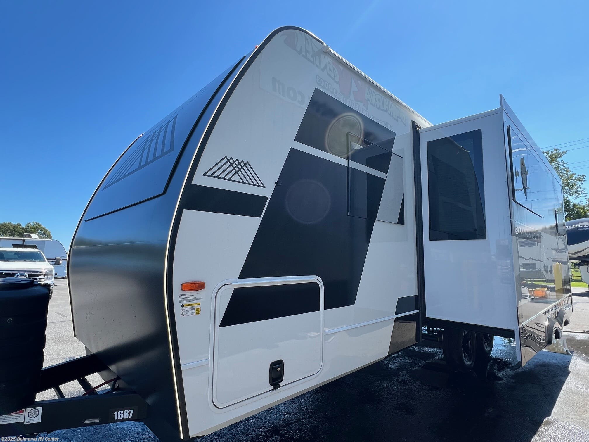 2026 Model I 235 by Brinkley RV from Delmarva RV Center in Milford, Delaware