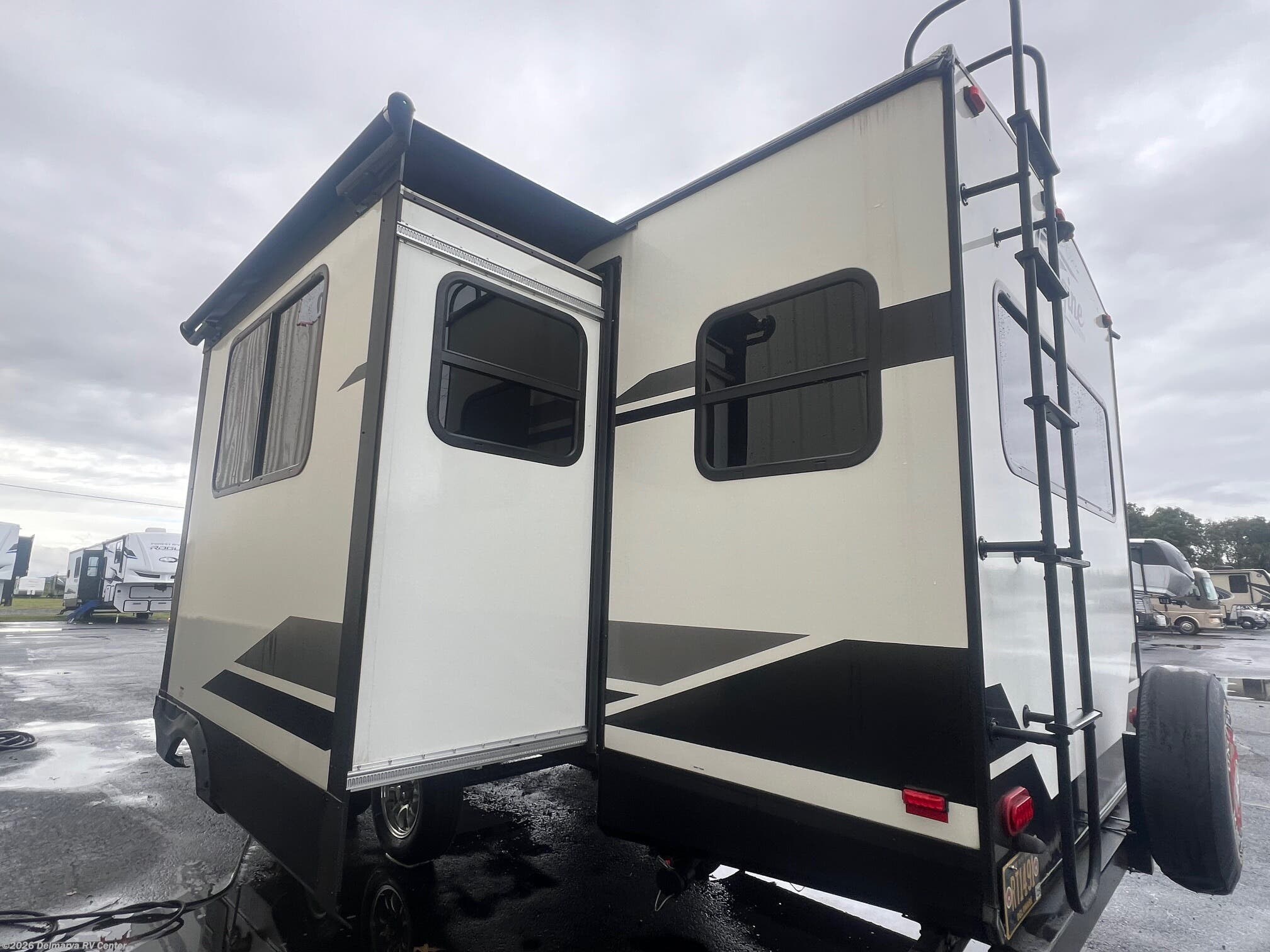 Used 2020 Grand Design Imagine 2450RL available in Milford, Delaware