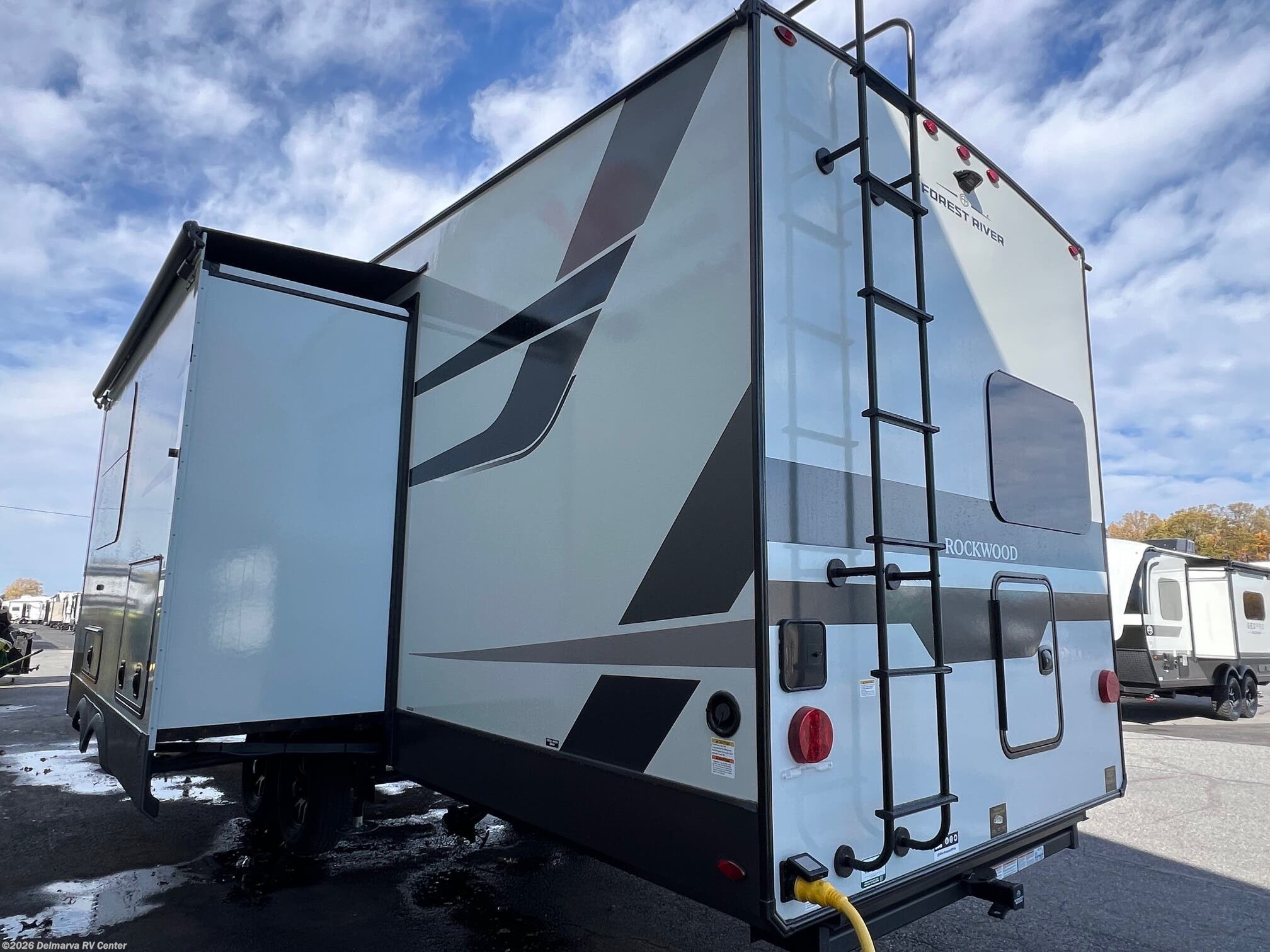 New 2026 Forest River Rockwood Signature R374DBH available in Milford, Delaware