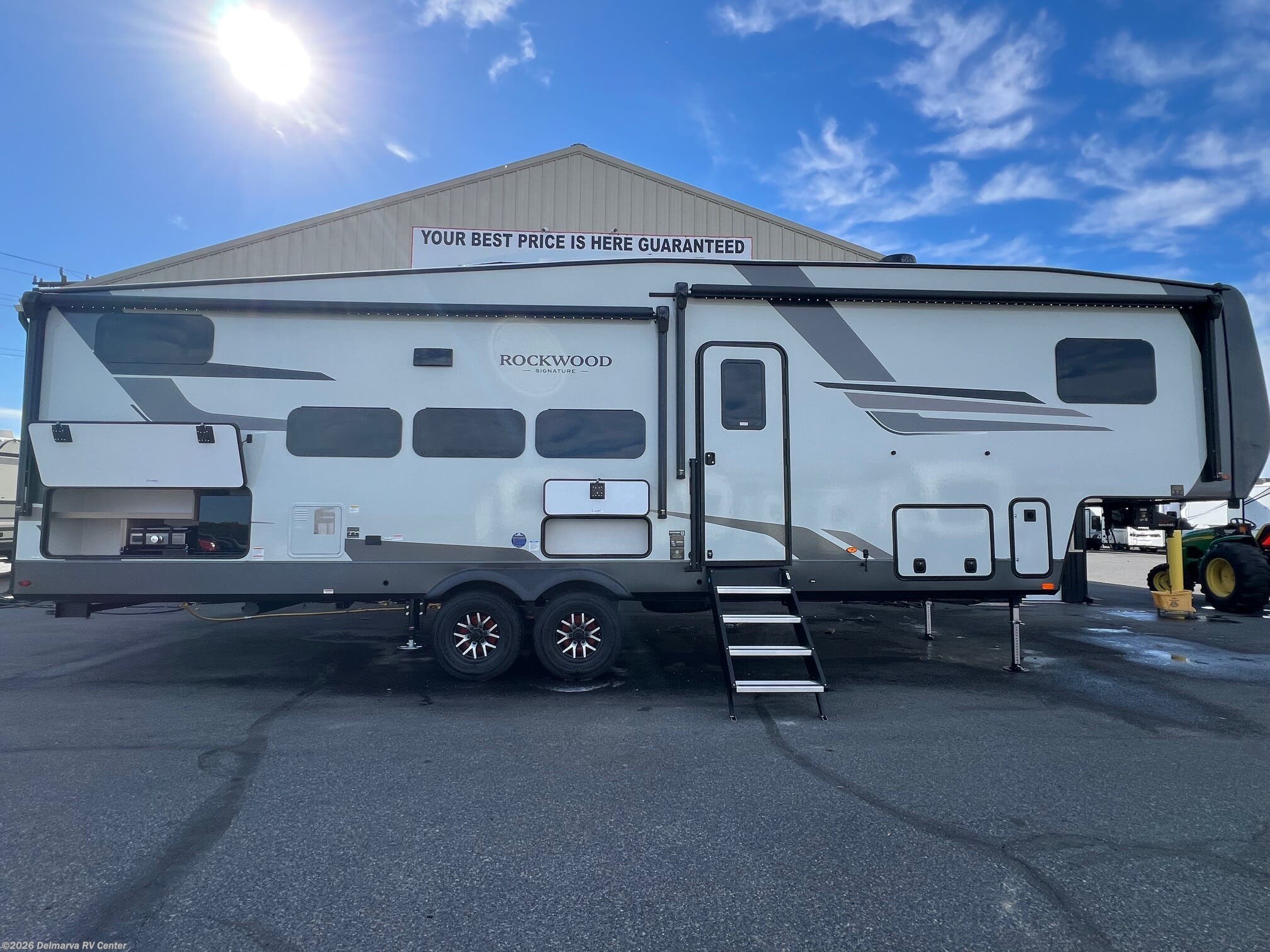 2026 Forest River Rockwood Signature 405SBH