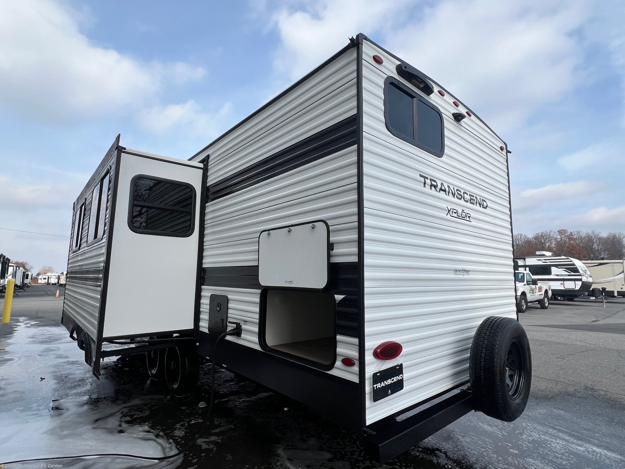 2026 Transcend Xplor 27DBX by Grand Design from Delmarva RV Center in Milford, Delaware