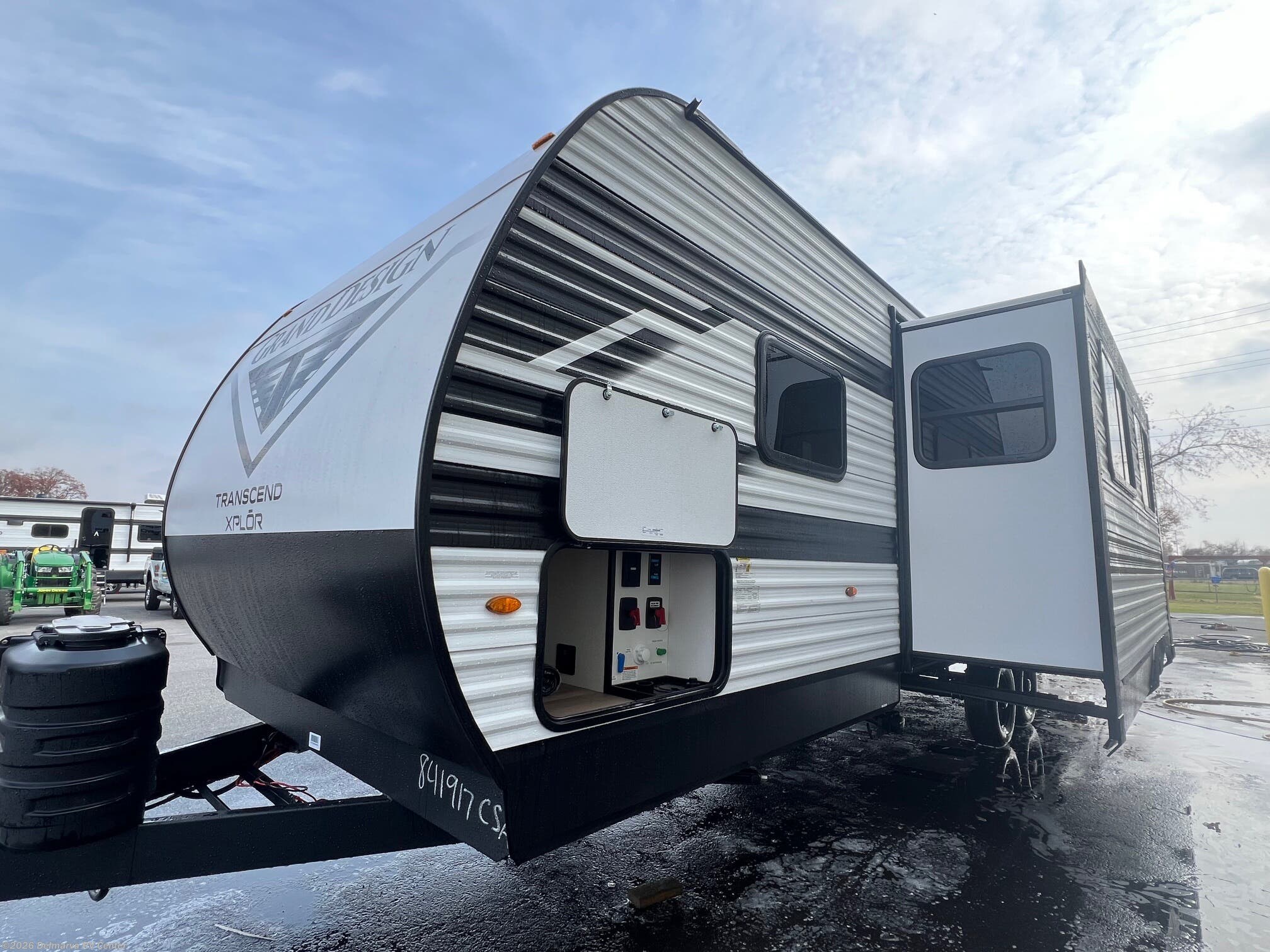 New 2026 Grand Design Transcend Xplor 27DBX available in Milford, Delaware