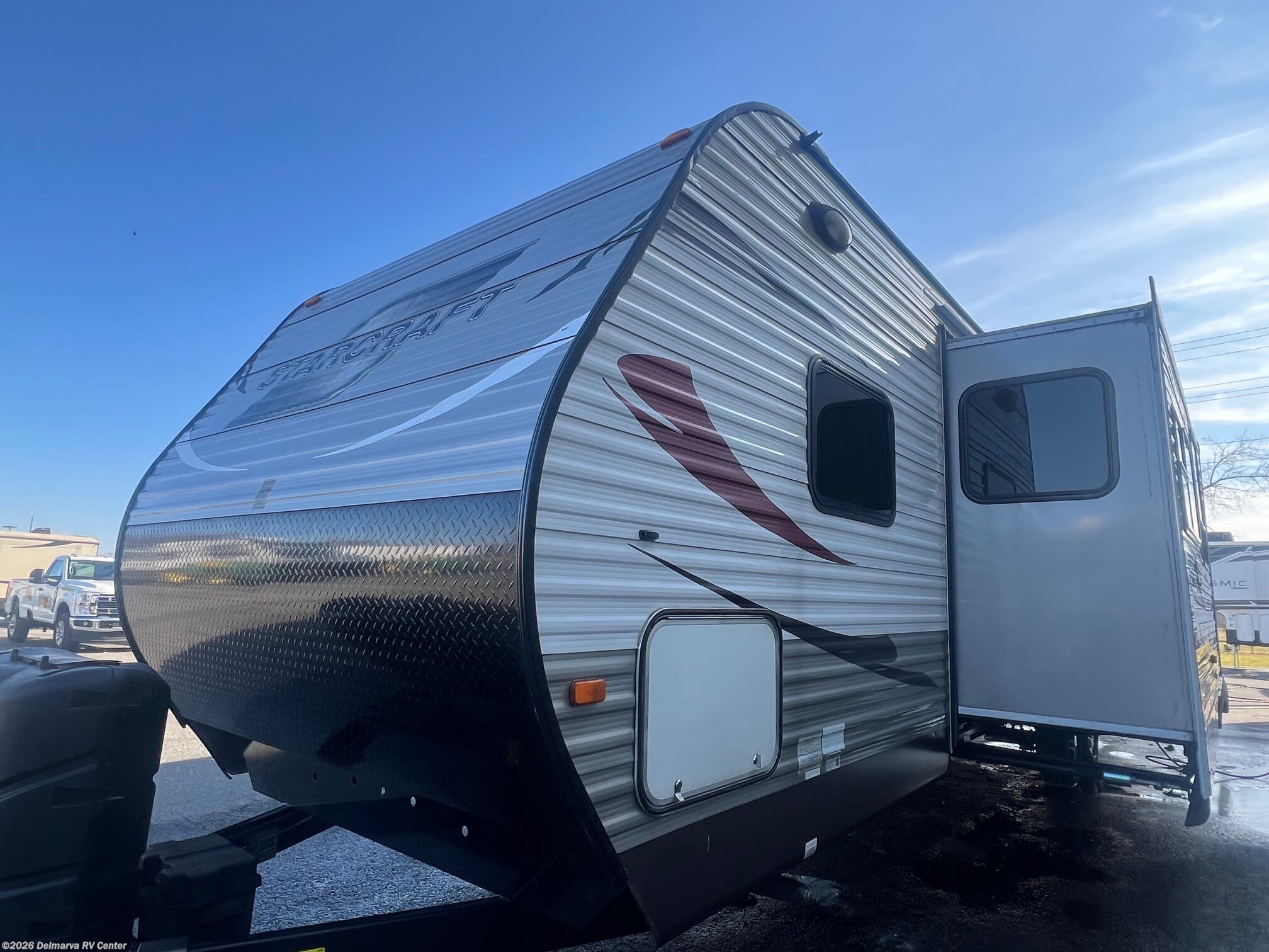 2015 Starcraft Autumn Ridge 329BHU - Used Travel Trailer For Sale by Delmarva RV Center in Milford, Delaware