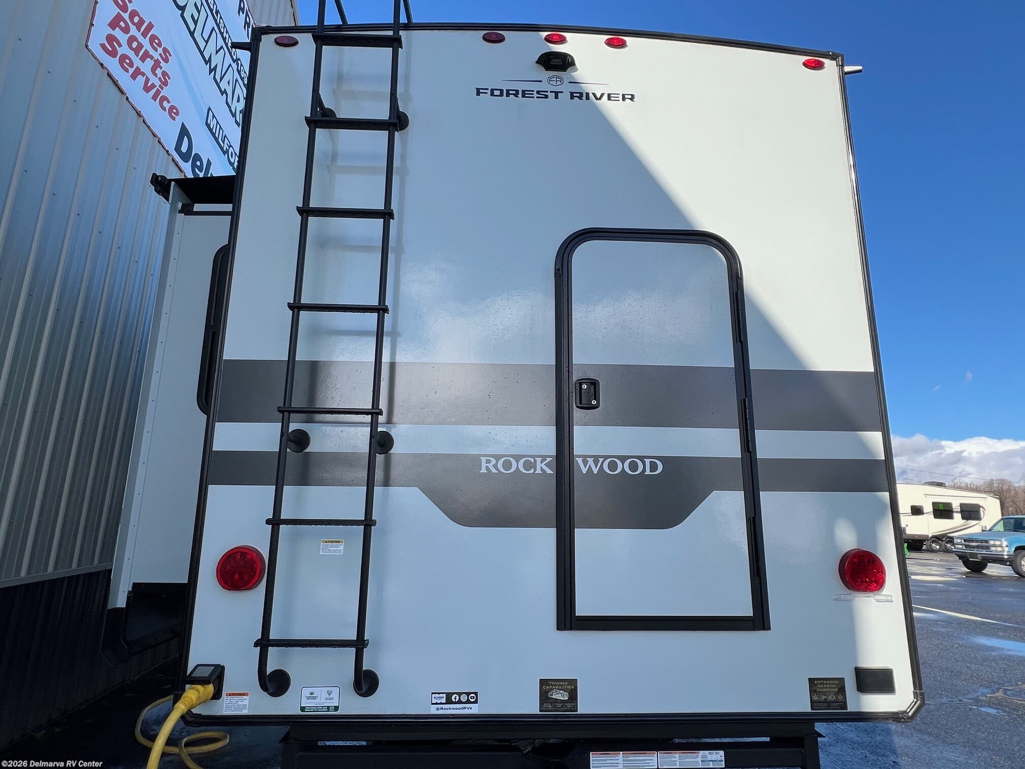 2026 Rockwood Signature 405SBH by Forest River from Delmarva RV Center in Milford, Delaware