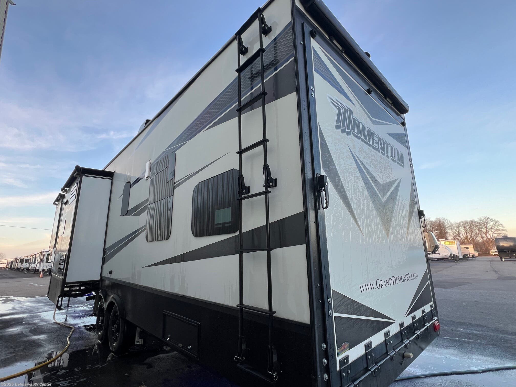 2019 Grand Design Momentum M-Class 351M - Used Fifth Wheel For Sale by Delmarva RV Center in Milford, Delaware