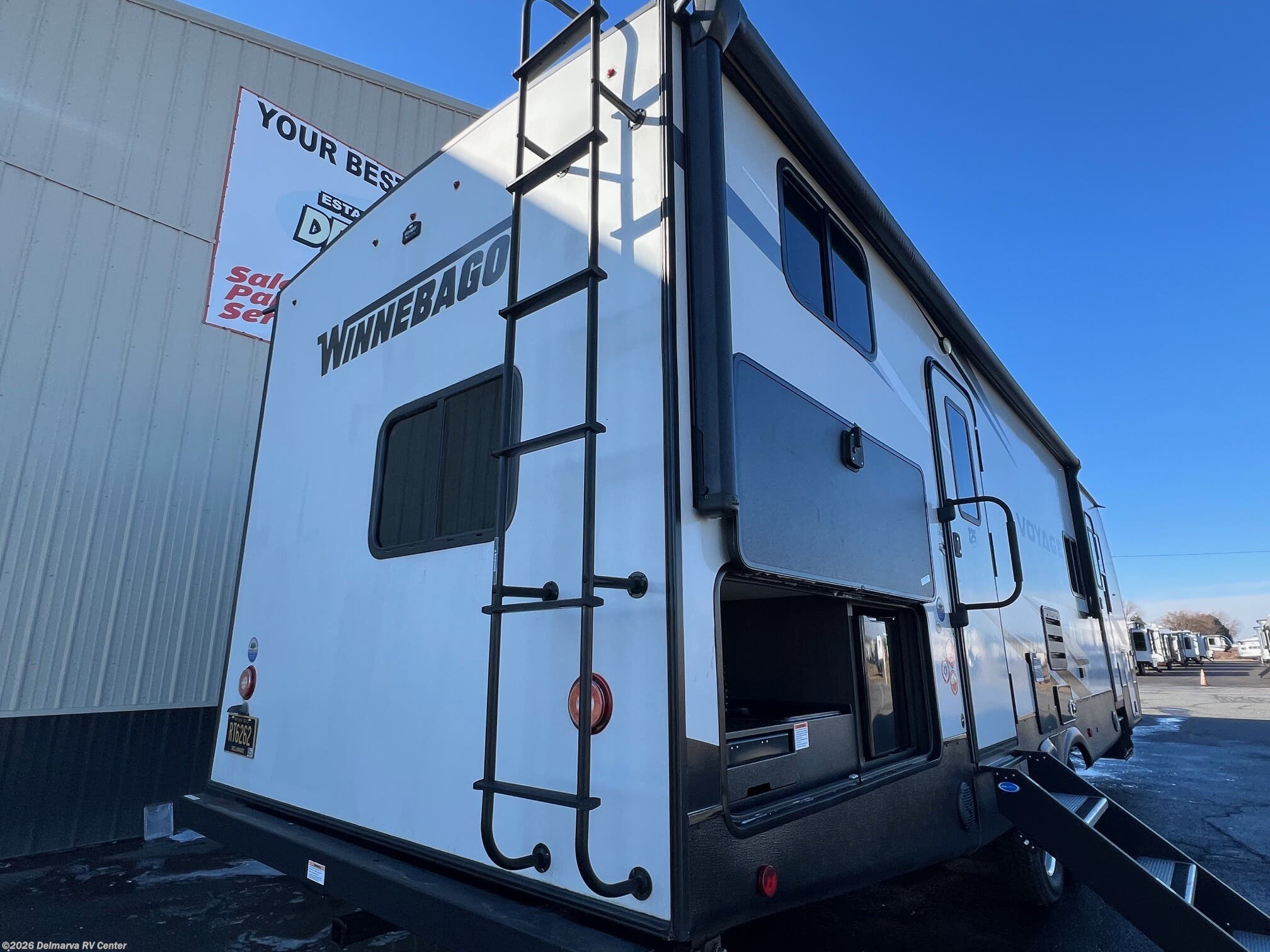 2021 Winnebago Voyage 3033BH - Used Travel Trailer For Sale by Delmarva RV Center in Milford, Delaware