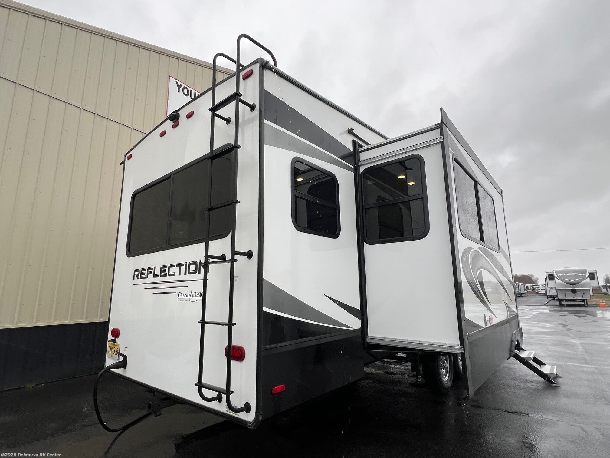 2022 Reflection 31MB by Grand Design from Delmarva RV Center in Milford, Delaware