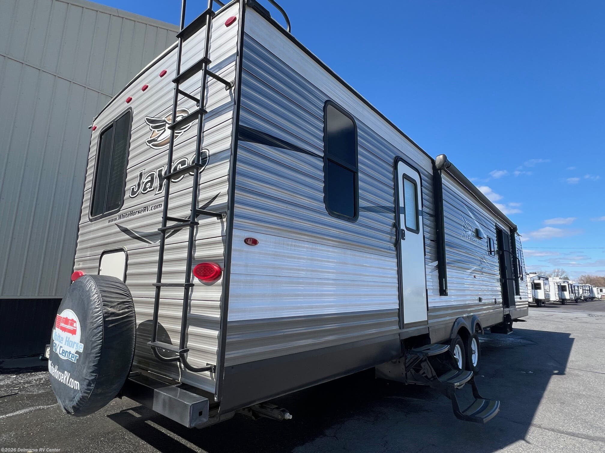 Used 2017 Jayco Jay Flight 38FDDS available in Milford, Delaware