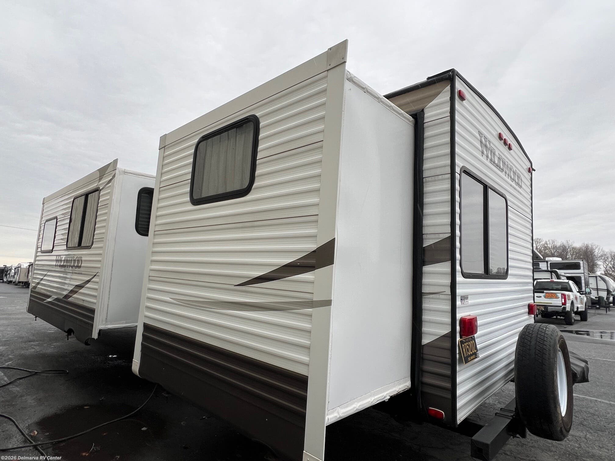 Used 2016 Forest River Wildwood 32BHDS available in Milford, Delaware