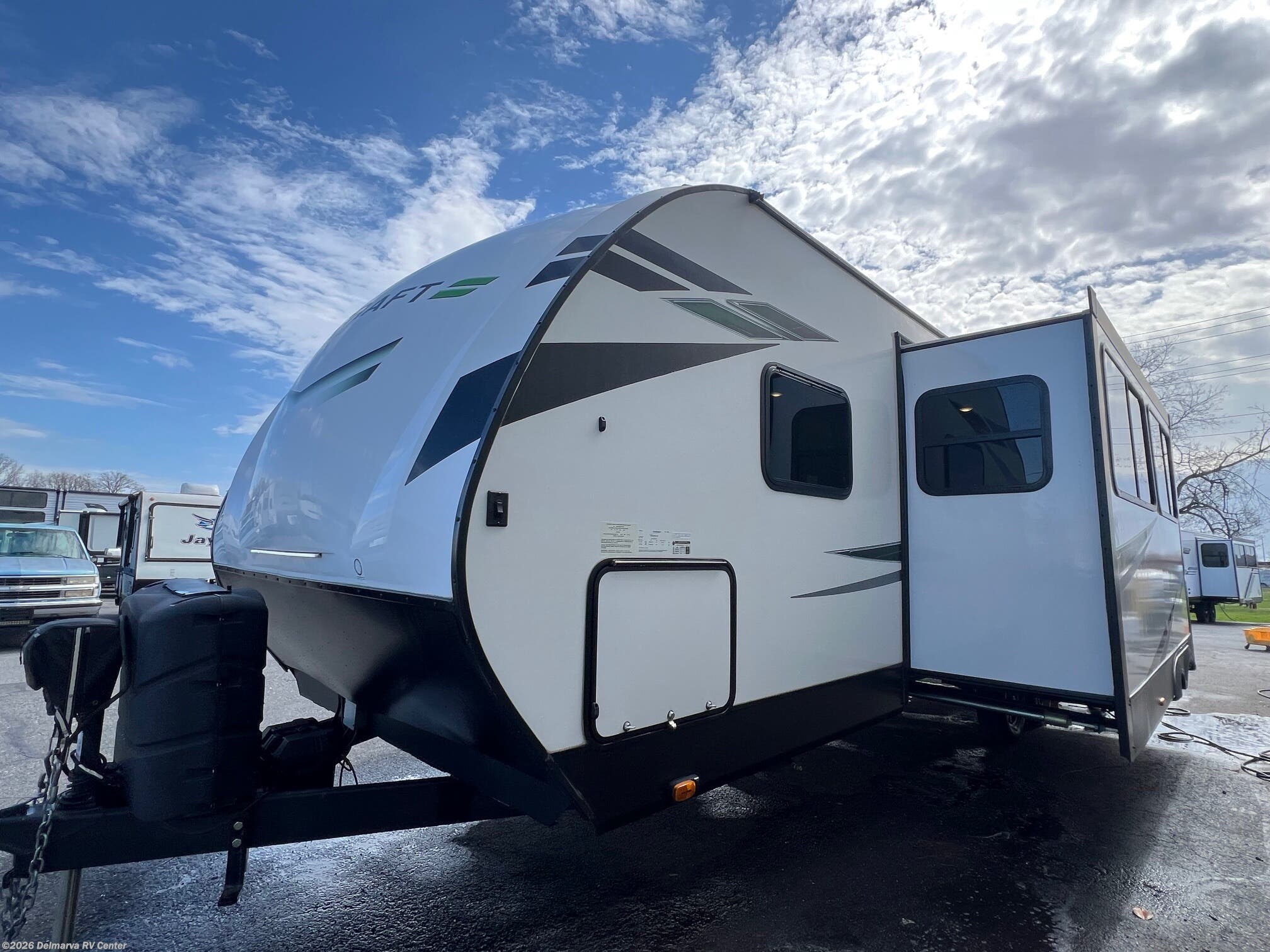 Used 2023 Starcraft Super Lite 261BH available in Milford, Delaware