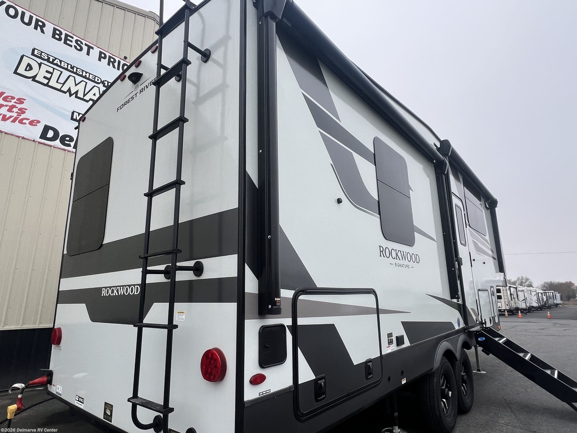 2026 Rockwood Signature 290SFK by Forest River from Delmarva RV Center in Milford, Delaware
