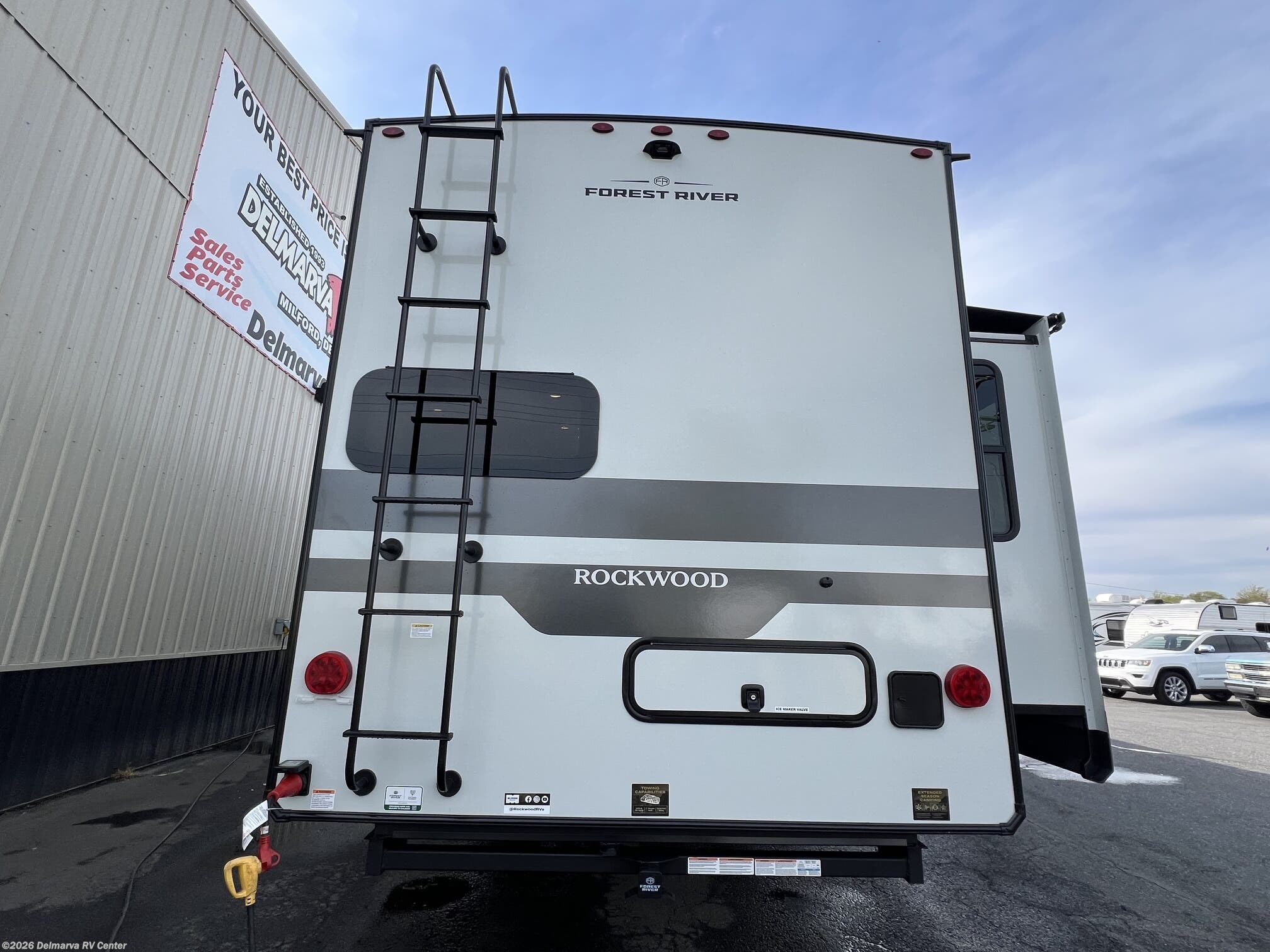 New 2026 Forest River Rockwood Signature 404SRK available in Milford, Delaware