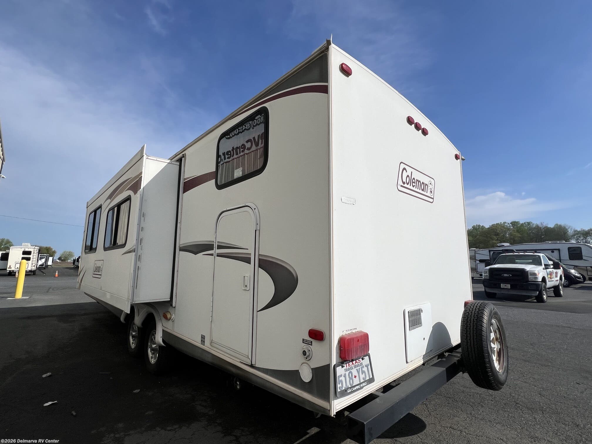 Used 2011 Dutchmen Coleman Lantern 280BHSL available in Milford, Delaware