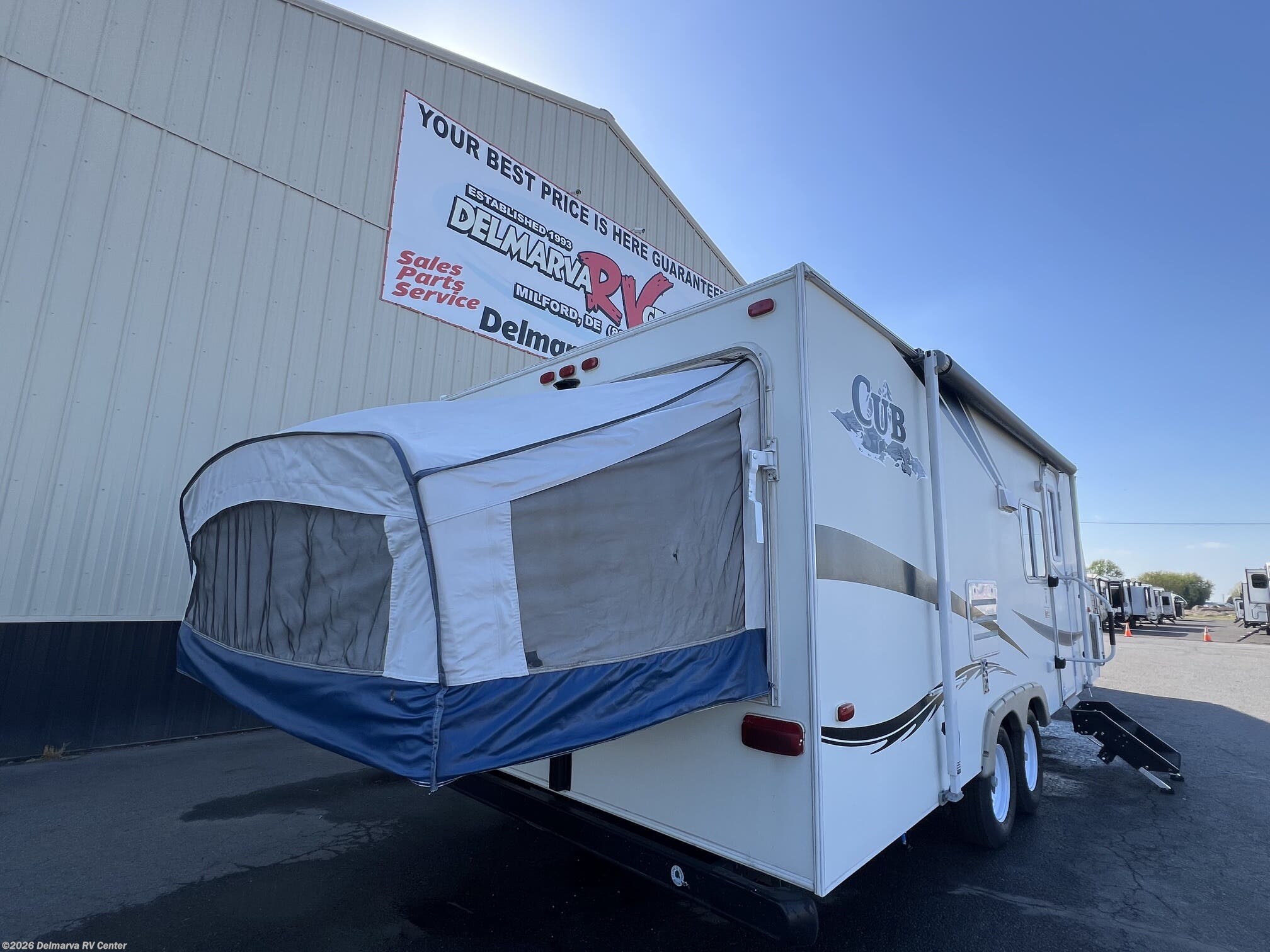 2005 Dutchmen Aerolite 214 - Used Expandable Trailer For Sale by Delmarva RV Center in Milford, Delaware