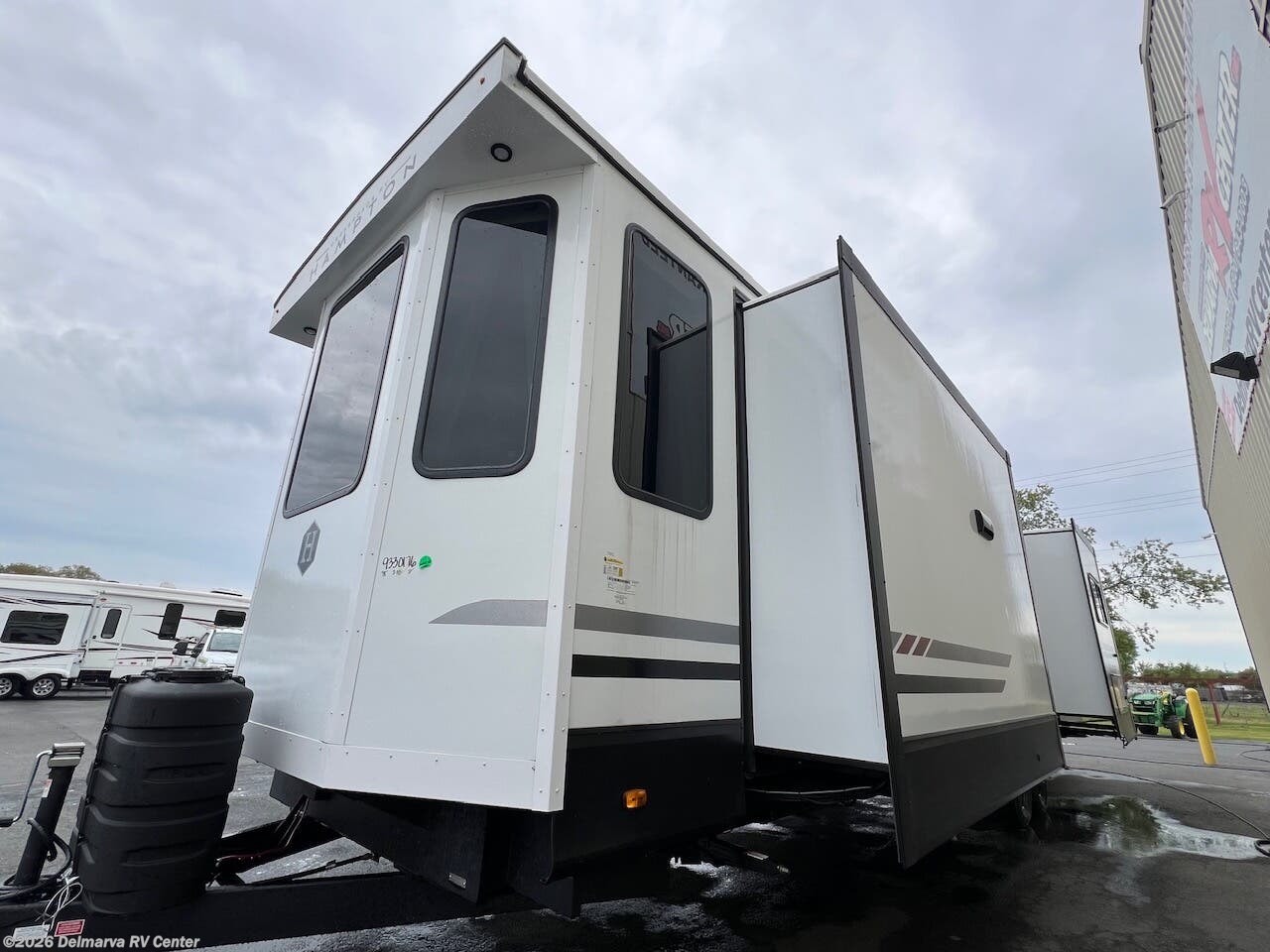 New 2026 CrossRoads Hampton HP37FL available in Milford, Delaware