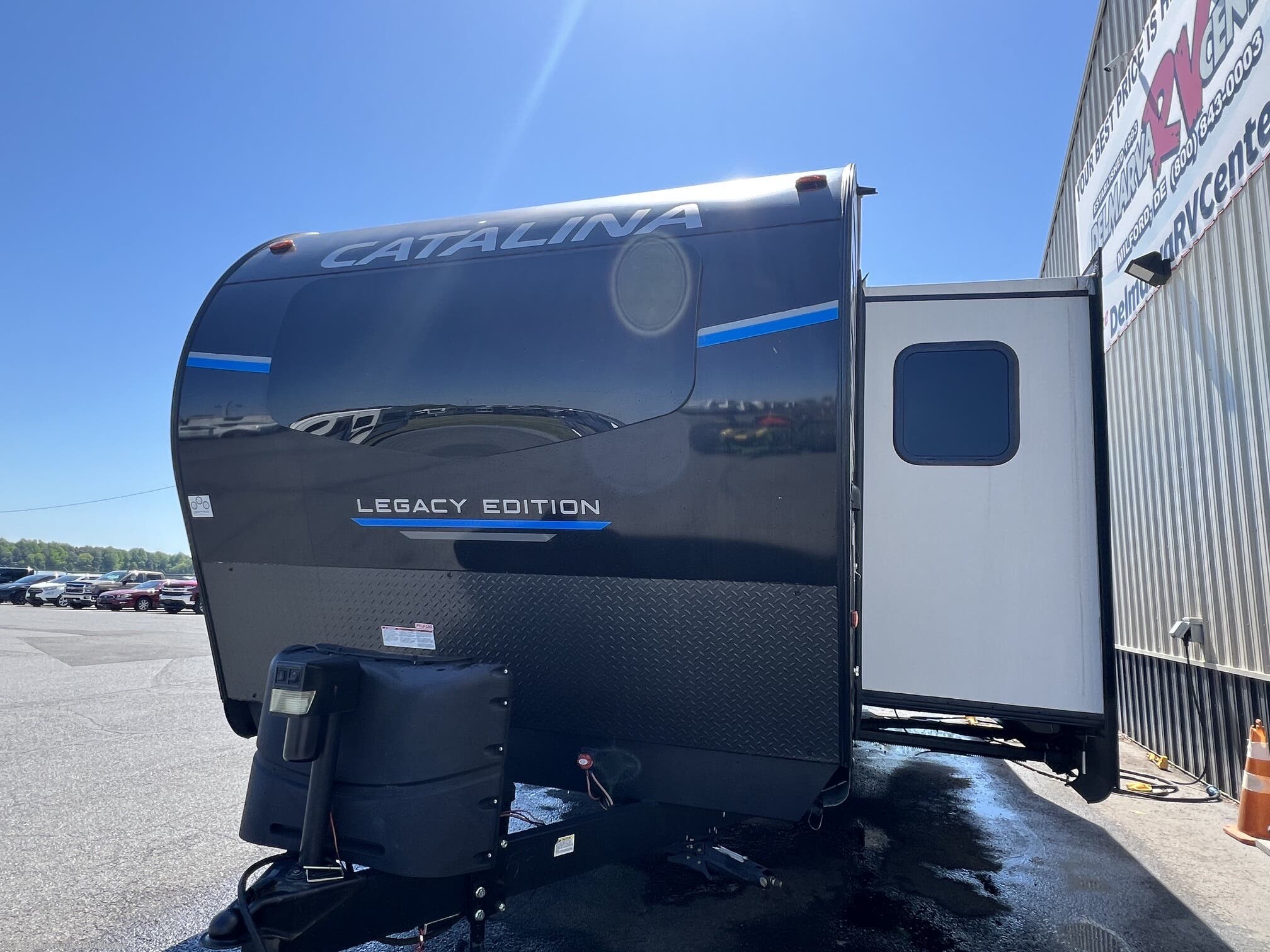 2023 Catalina Legacy Edition 263FKDS by Coachmen from Delmarva RV Center in Milford, Delaware
