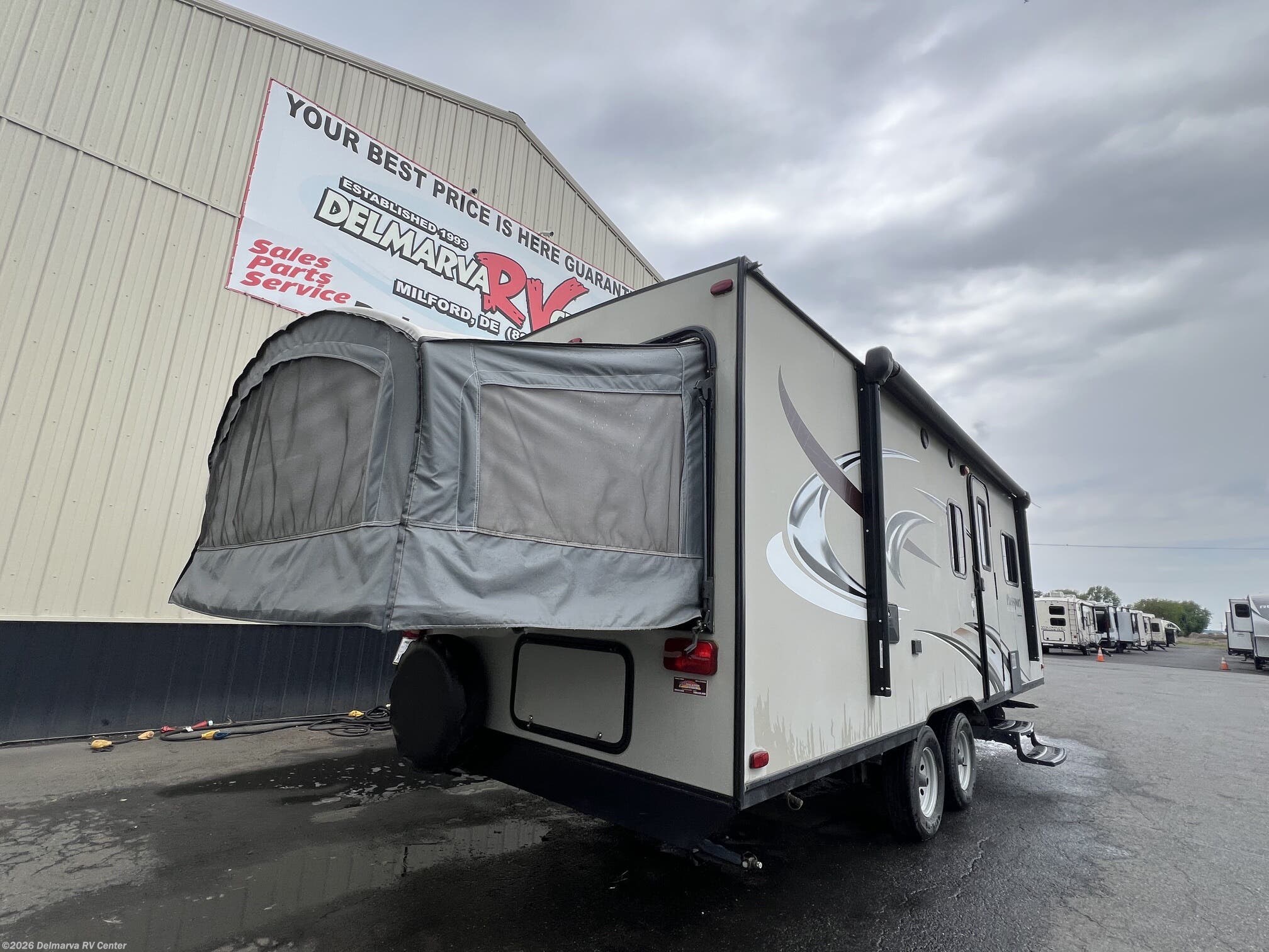 2016 Keystone Passport Ultra Lite 217EXP - Used Expandable Trailer For Sale by Delmarva RV Center (Milford North) in Milford North, Delaware