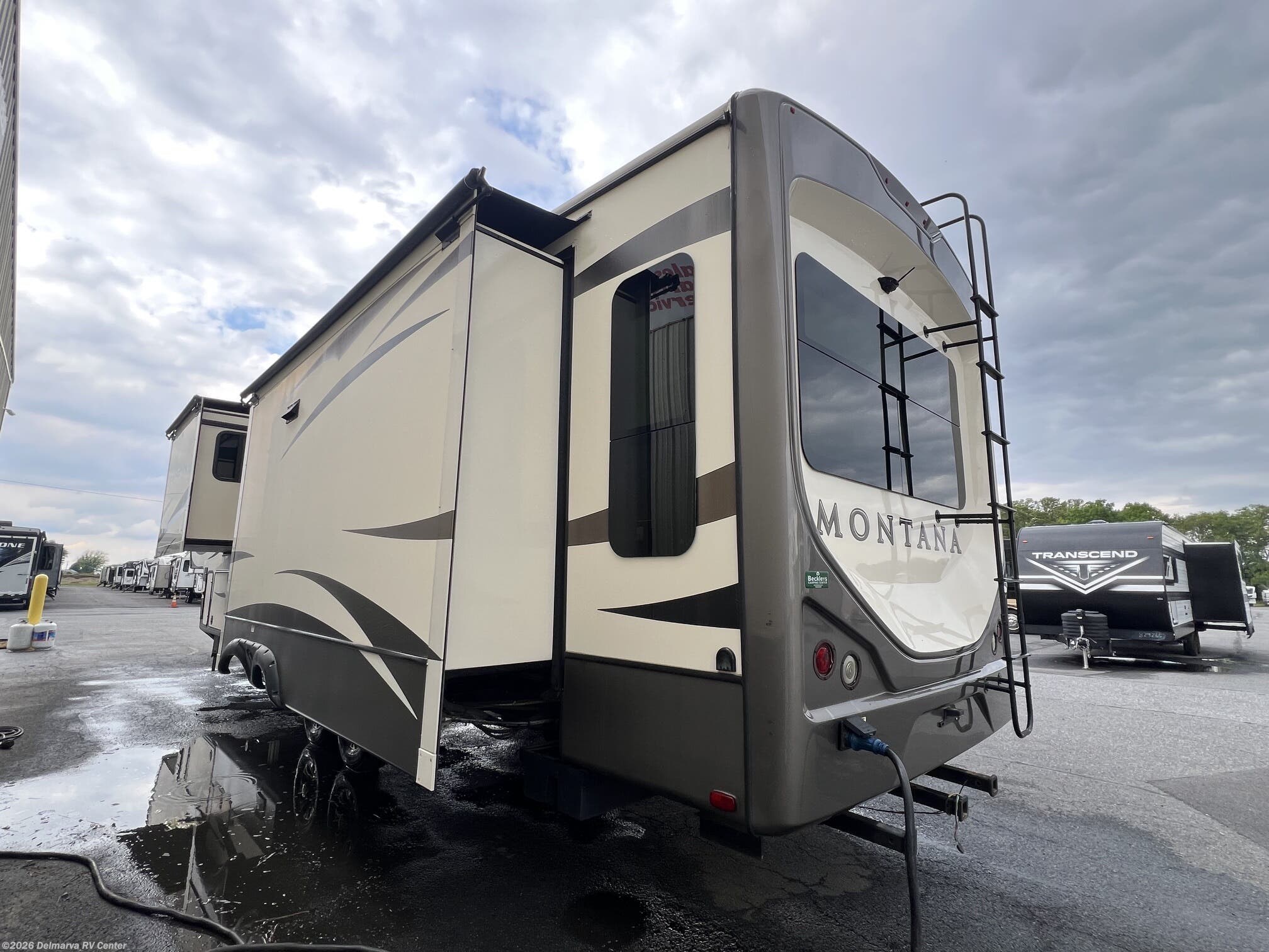 2017 Montana Legacy 3911FB by Keystone from Delmarva RV Center (Milford North) in Milford North, Delaware