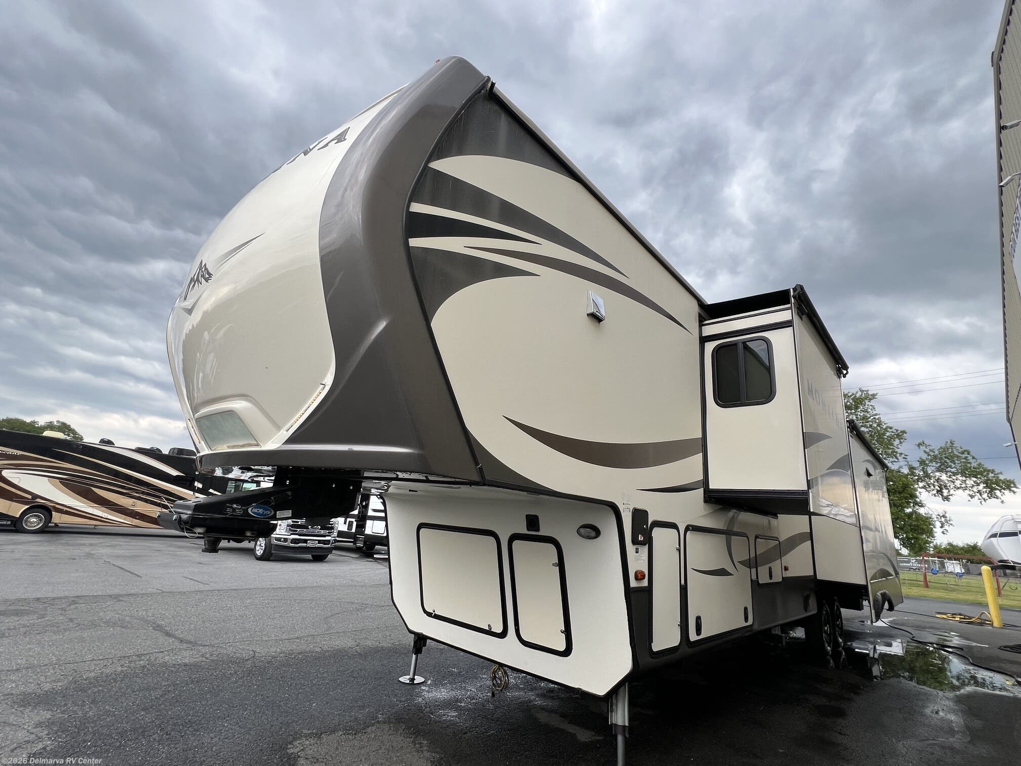 Used 2017 Keystone Montana Legacy 3911FB available in Milford North, Delaware