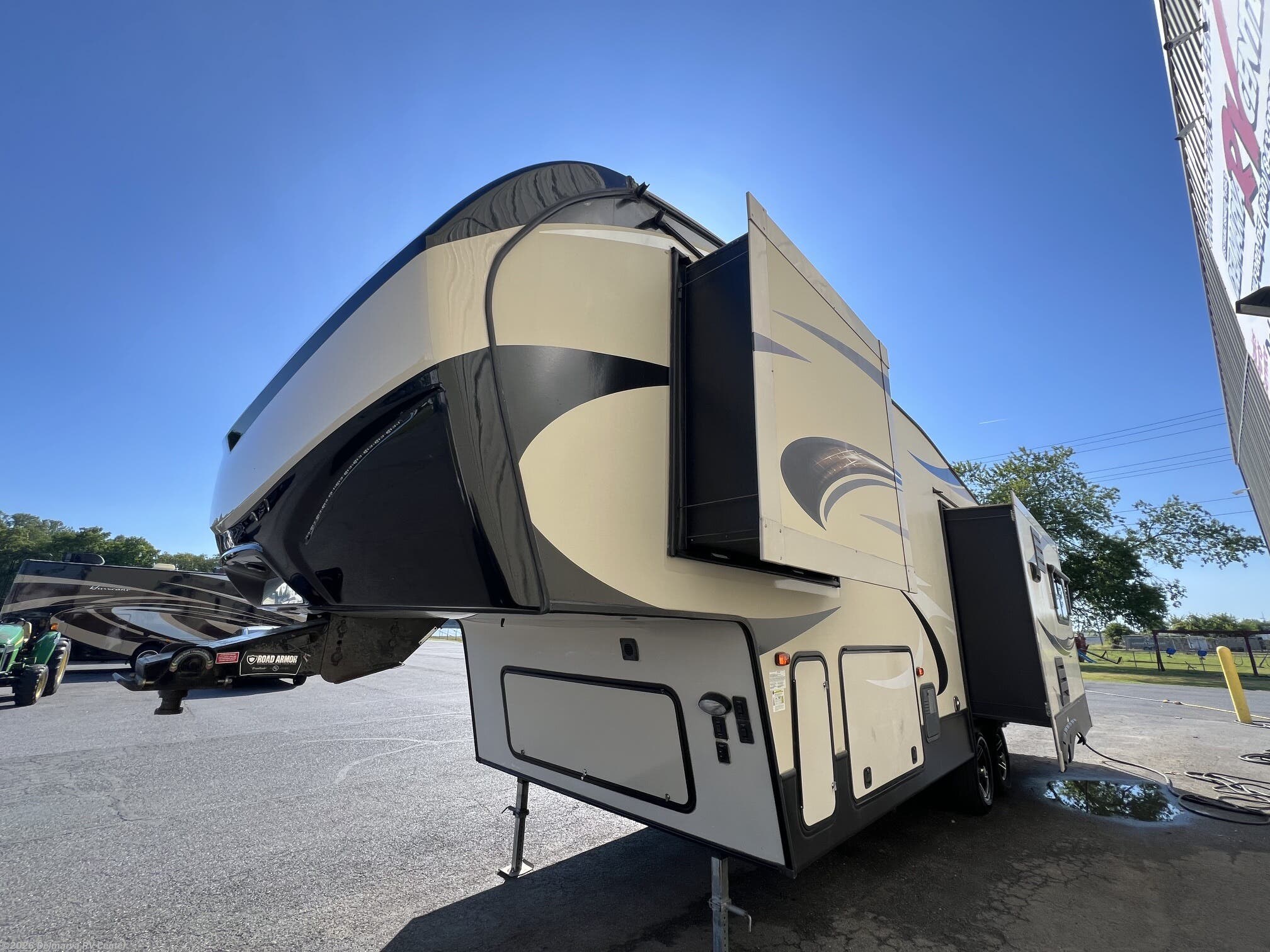 2019 Cougar Half-Ton 27SGS by Keystone from Delmarva RV Center in Milford, Delaware