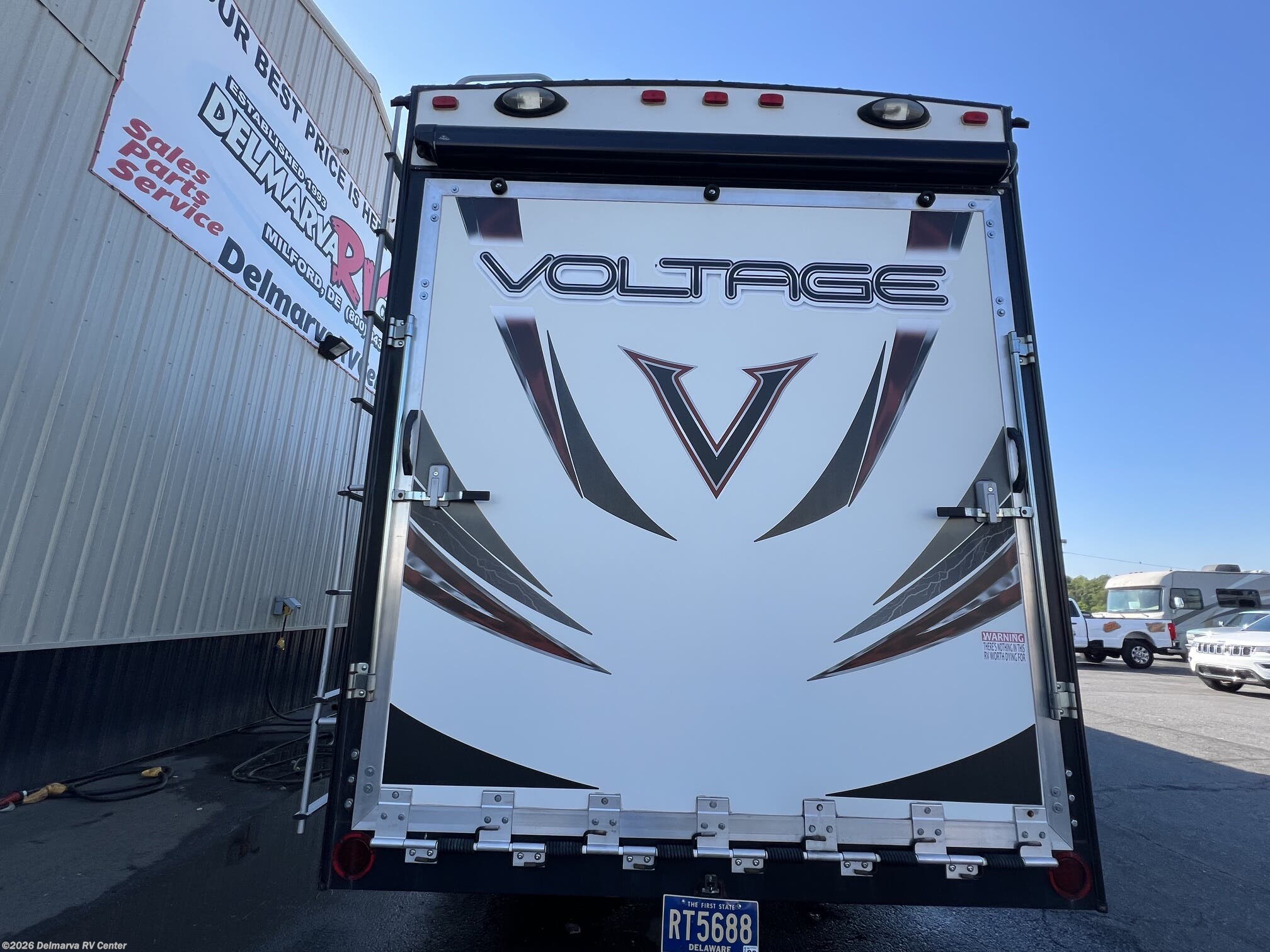2015 Voltage 3605 by Dutchmen from Delmarva RV Center in Milford, Delaware