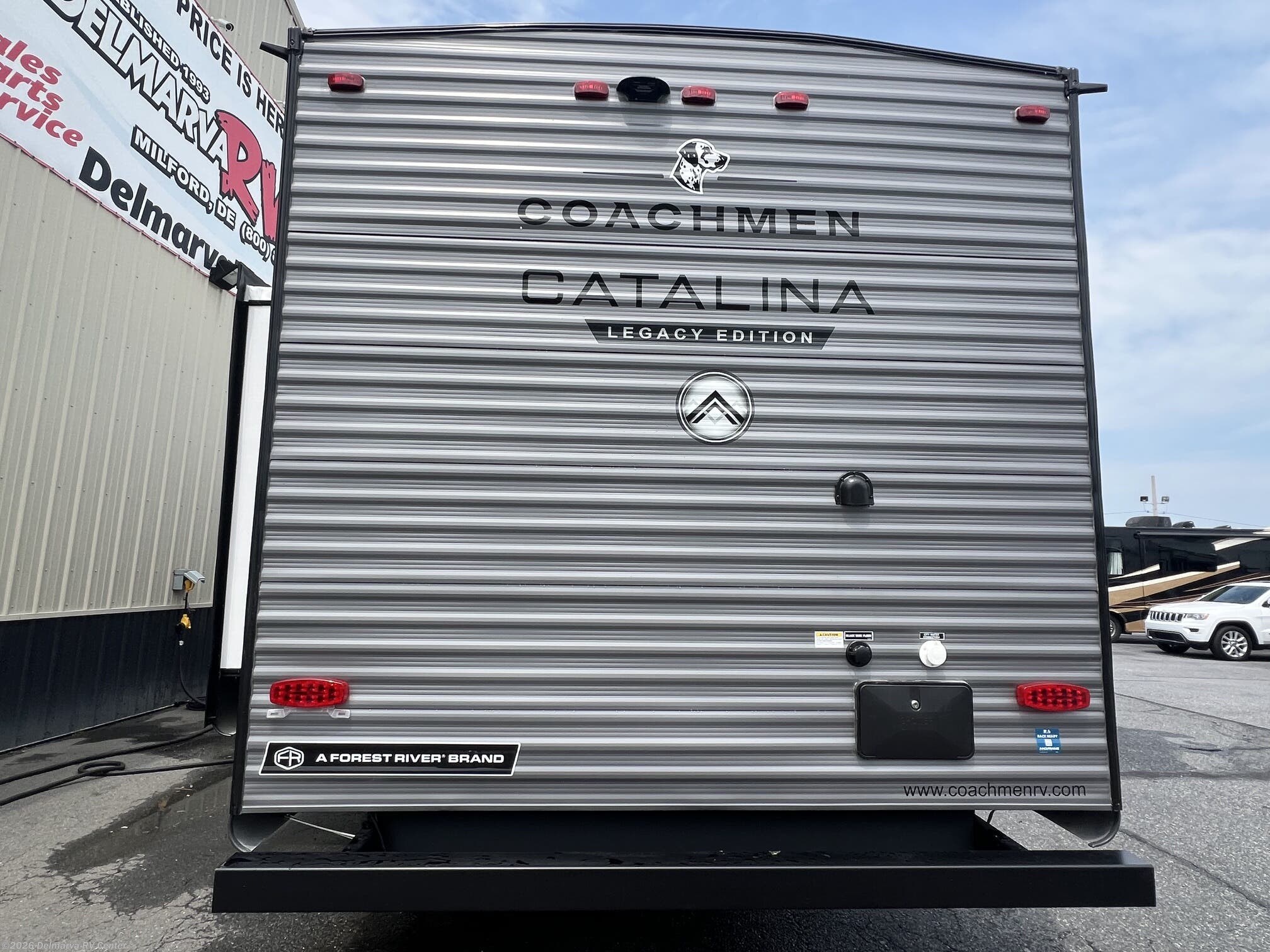 New 2027 Coachmen Catalina Legacy Edition 333DBDS available in Milford, Delaware