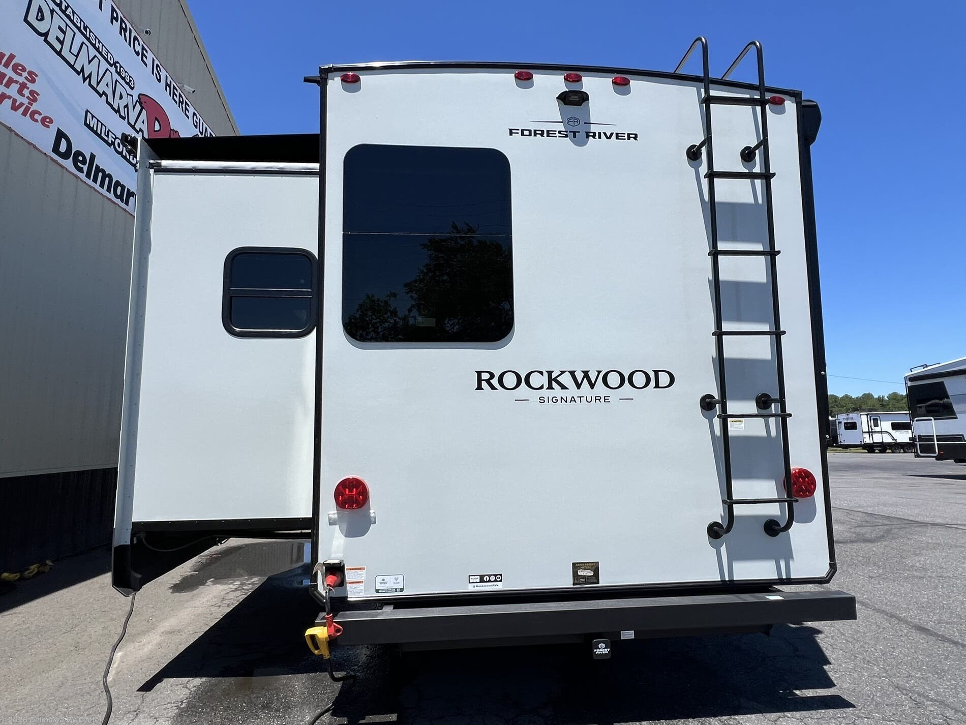 2026 Rockwood Signature 8339FK by Forest River from Delmarva RV Center in Milford, Delaware