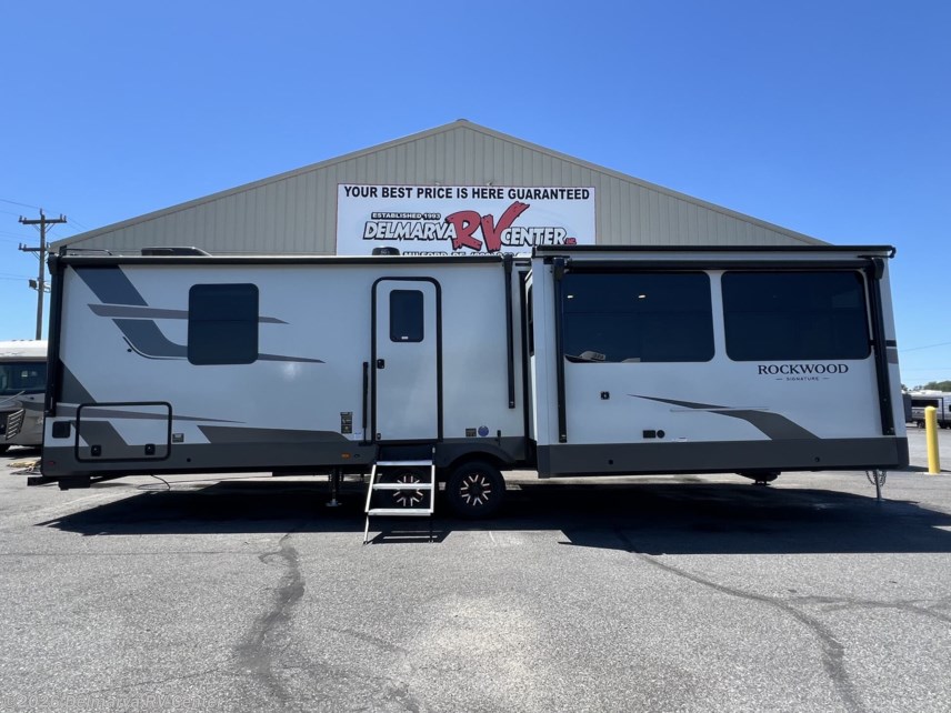 2026 Forest River Rockwood Signature 8339fk